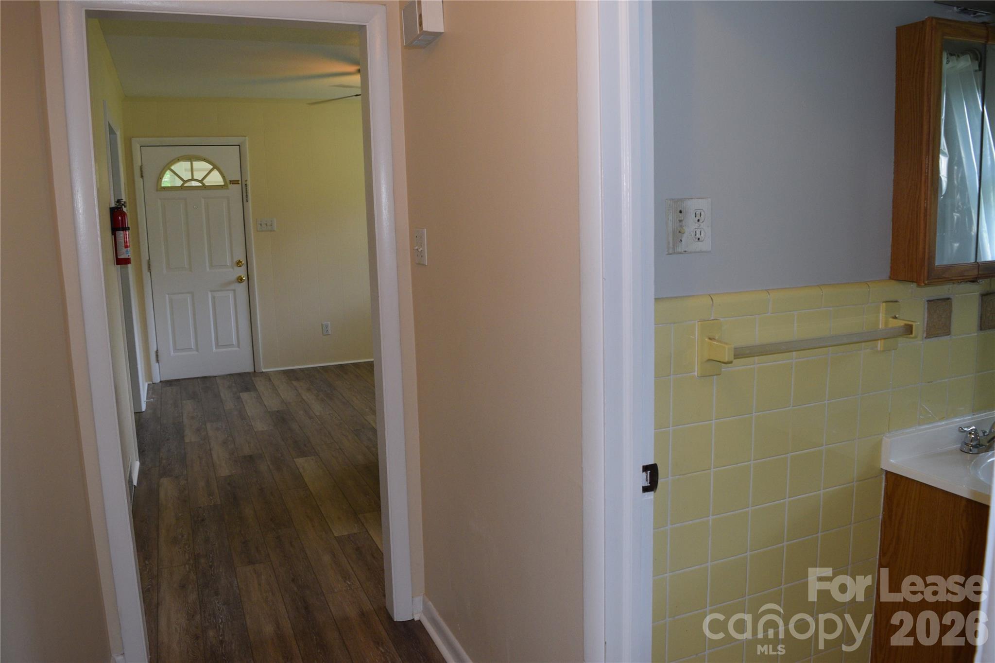 515 Kerr Street Property Photo 6