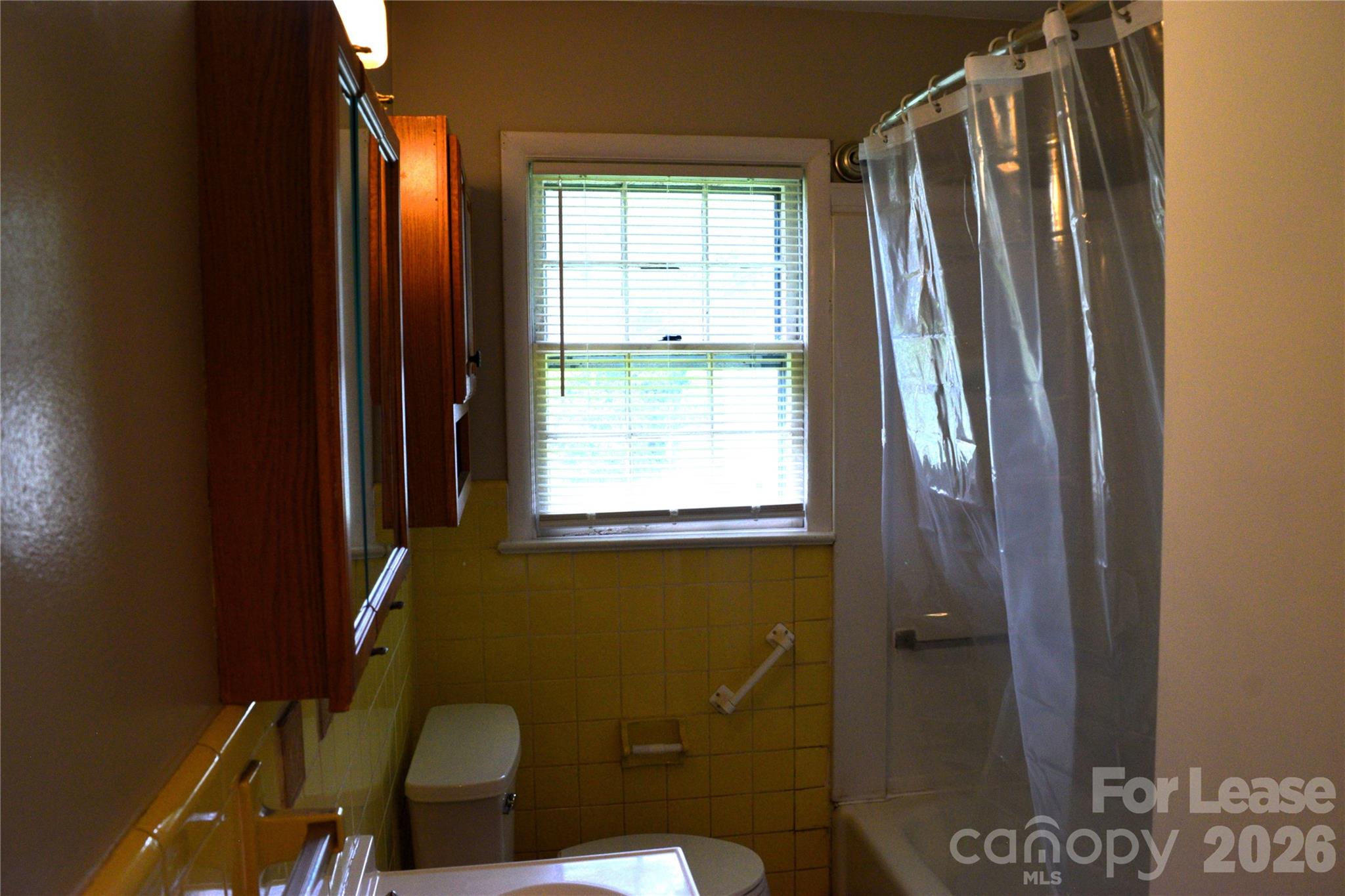 515 Kerr Street Property Photo 13