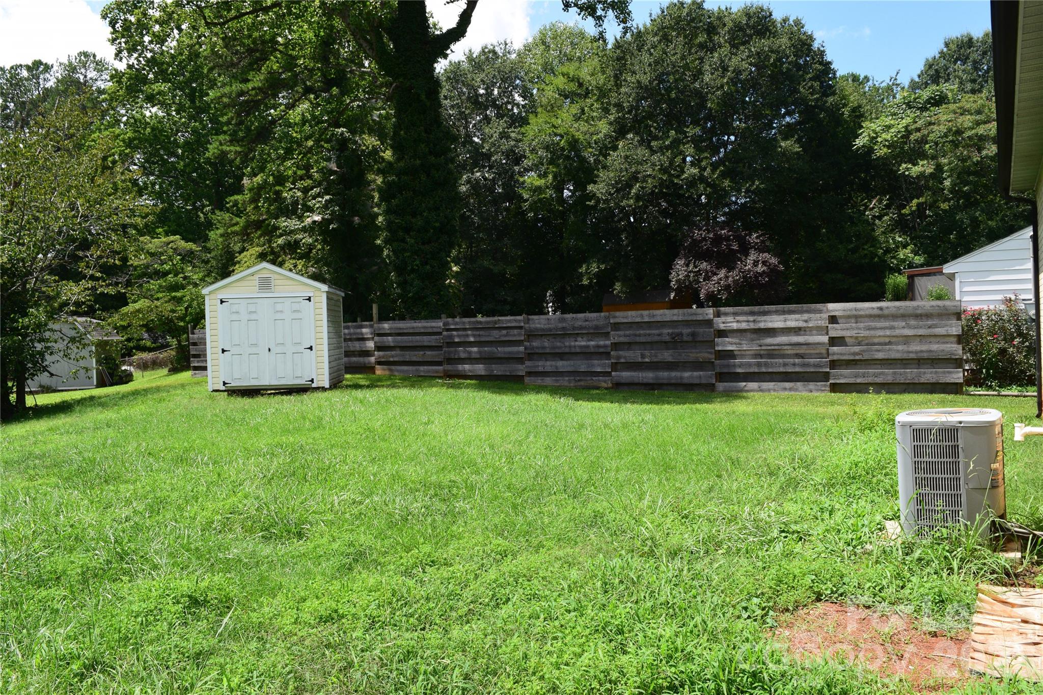 515 Kerr Street Property Photo 26