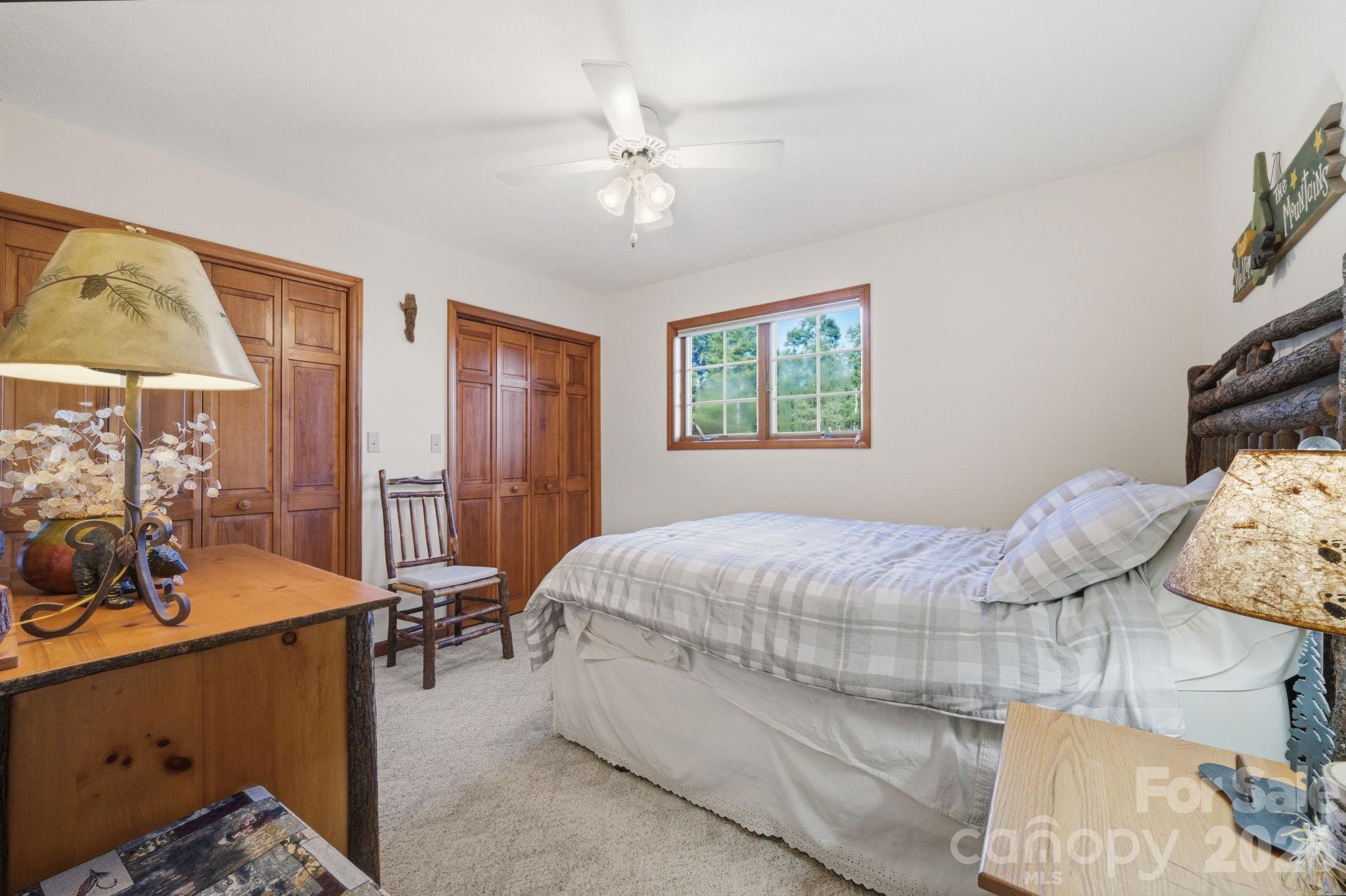 198 Hickory Hill Circle Property Photo 16