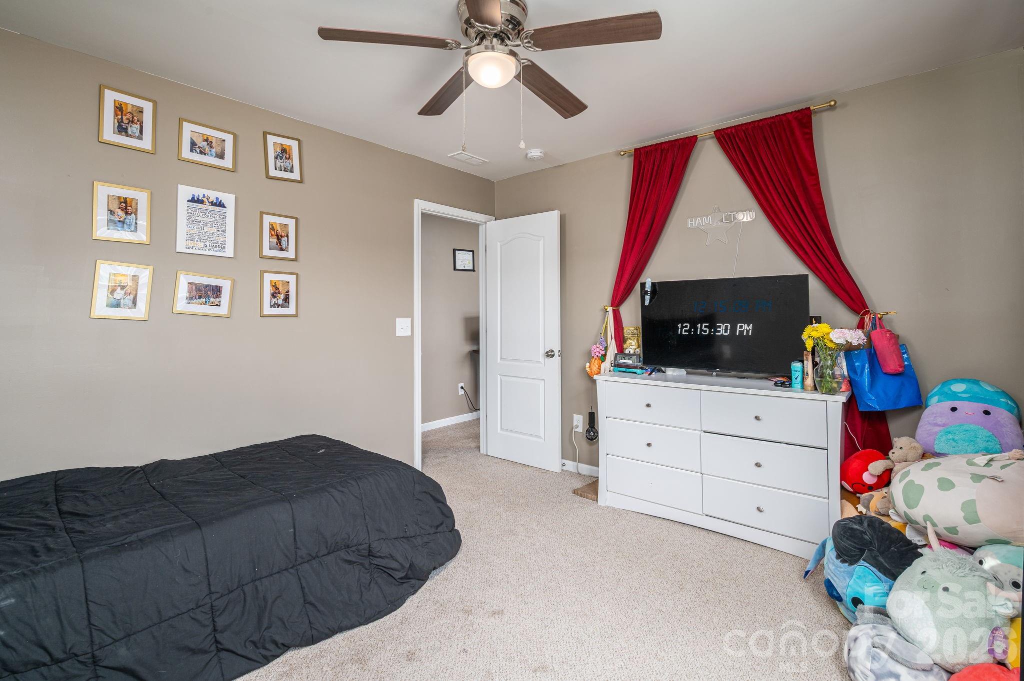 2643 Swamp Chestnut Oak Drive Property Photo 24