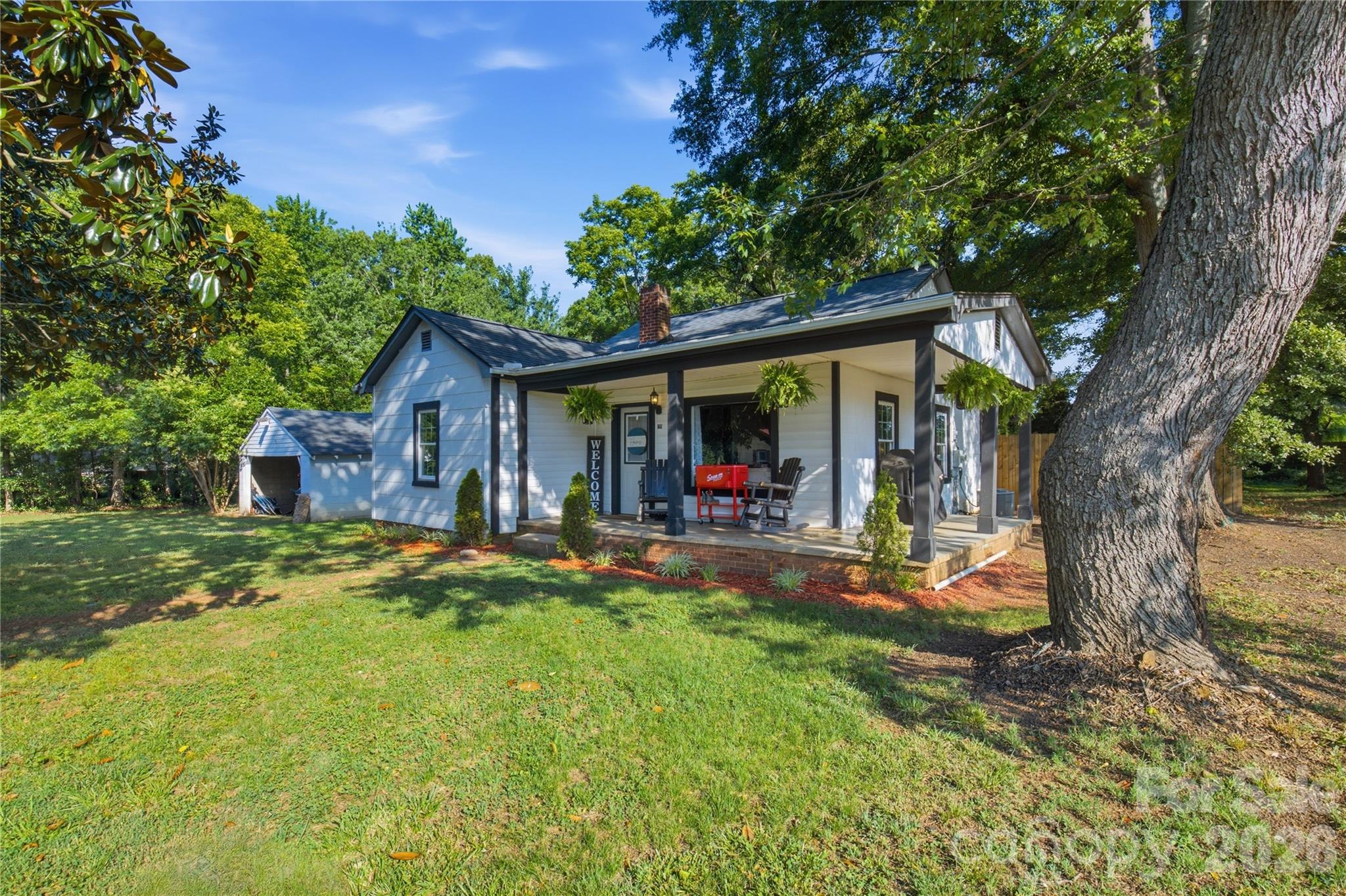 126 Phillips Drive Property Photo 1