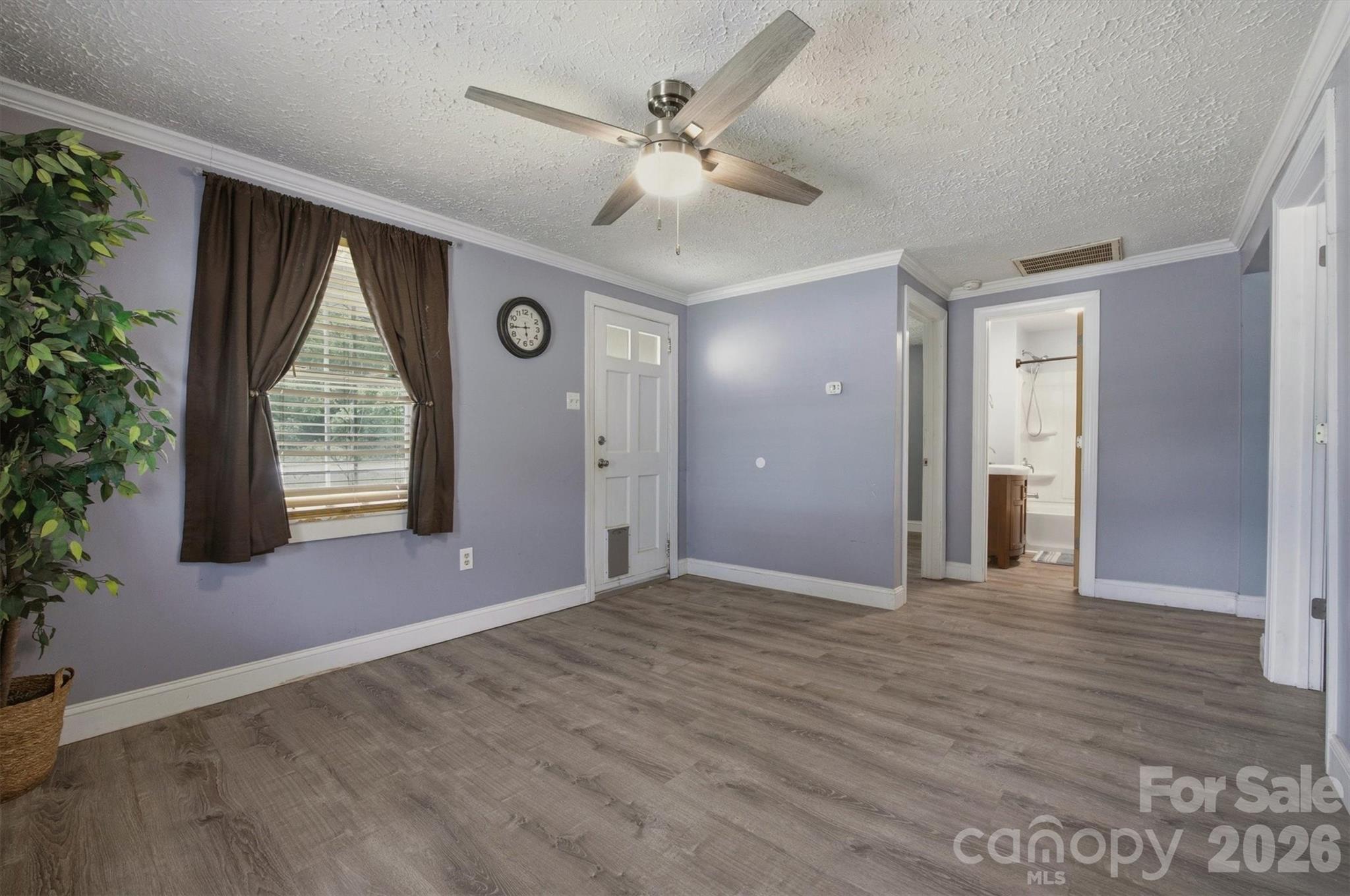 43 N Highland Avenue Property Photo 7