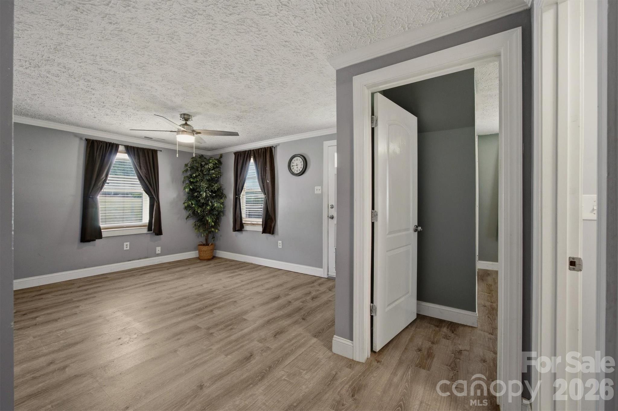 43 N Highland Avenue Property Photo 11