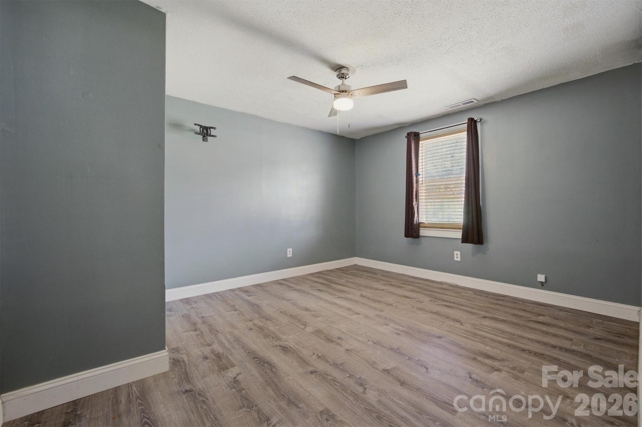 43 N Highland Avenue Property Photo 13