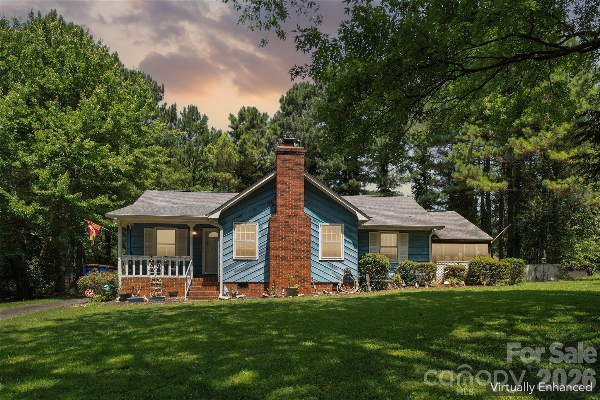 10219 Mountain Apple Drive Property Photo 2