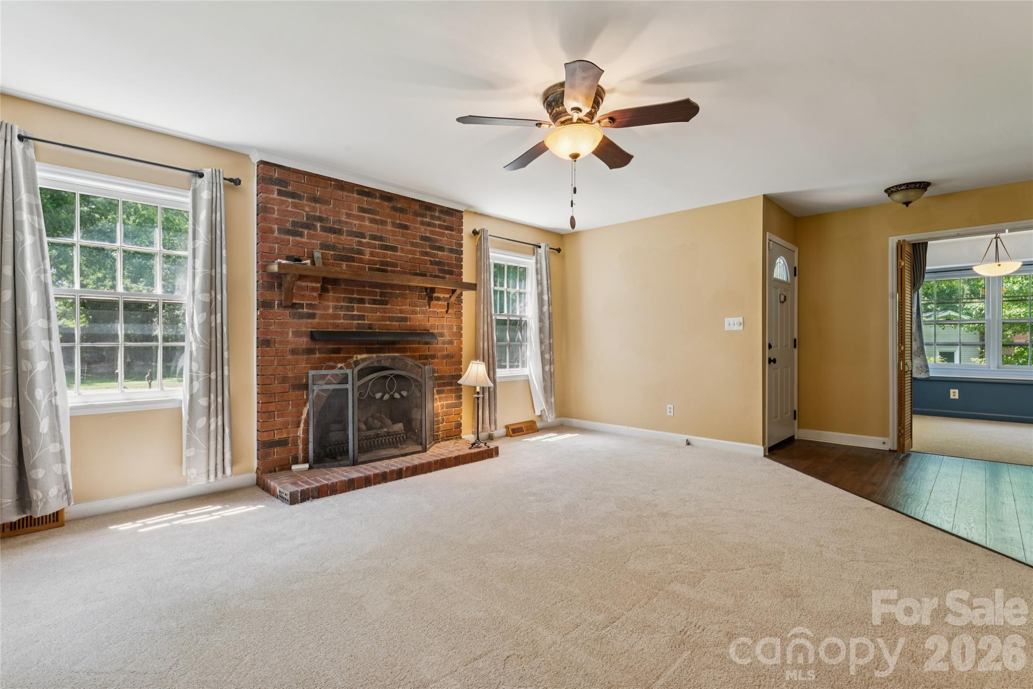 10219 Mountain Apple Drive Property Photo 16