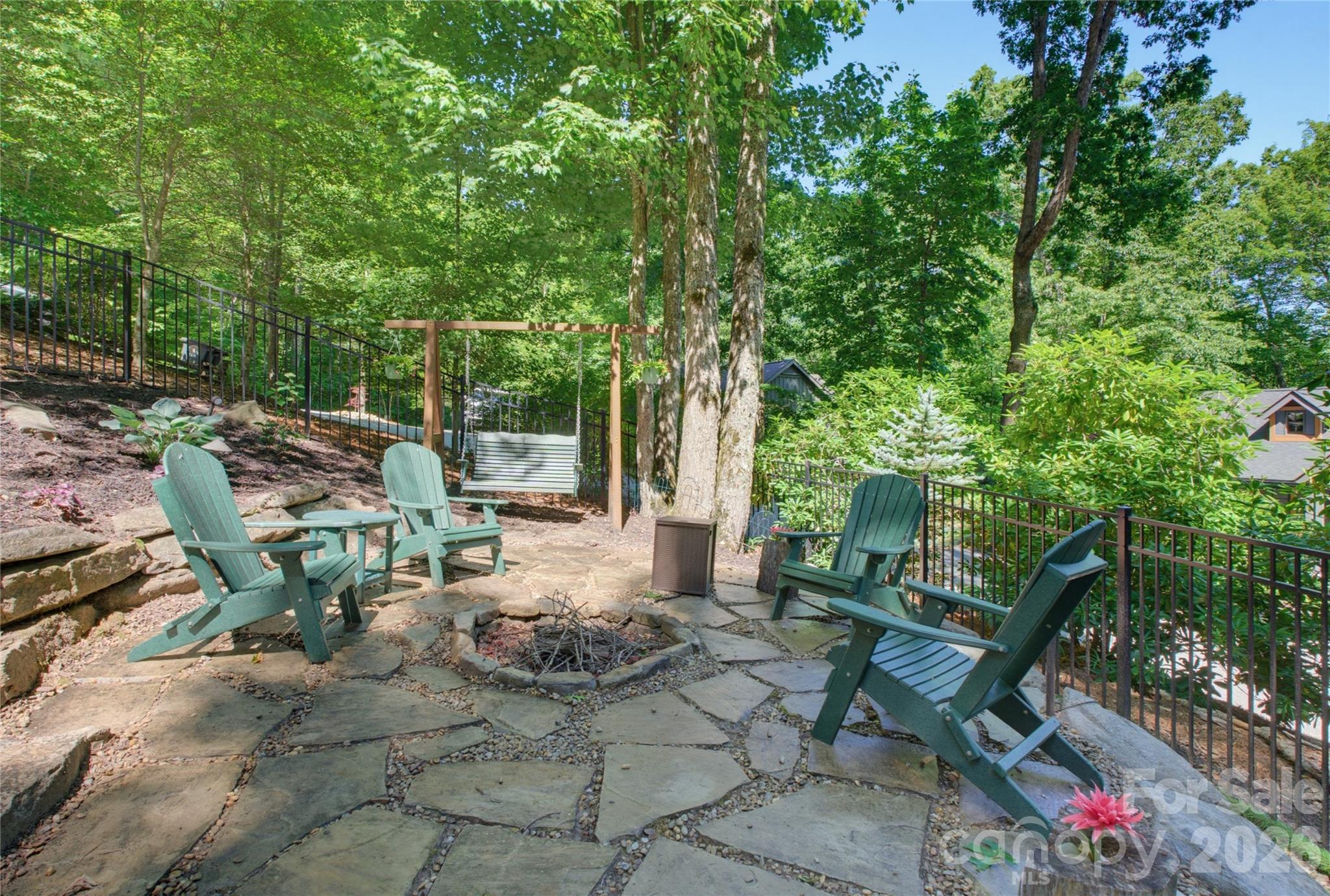 325 Hedgewood Drive Property Photo 37