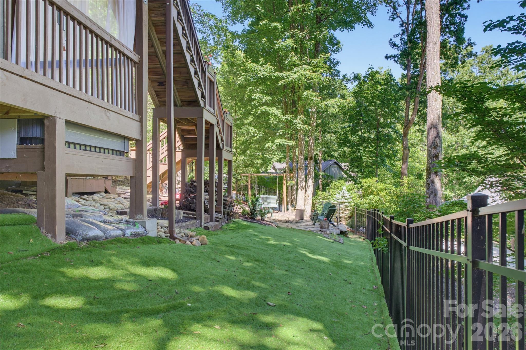 325 Hedgewood Drive Property Photo 38