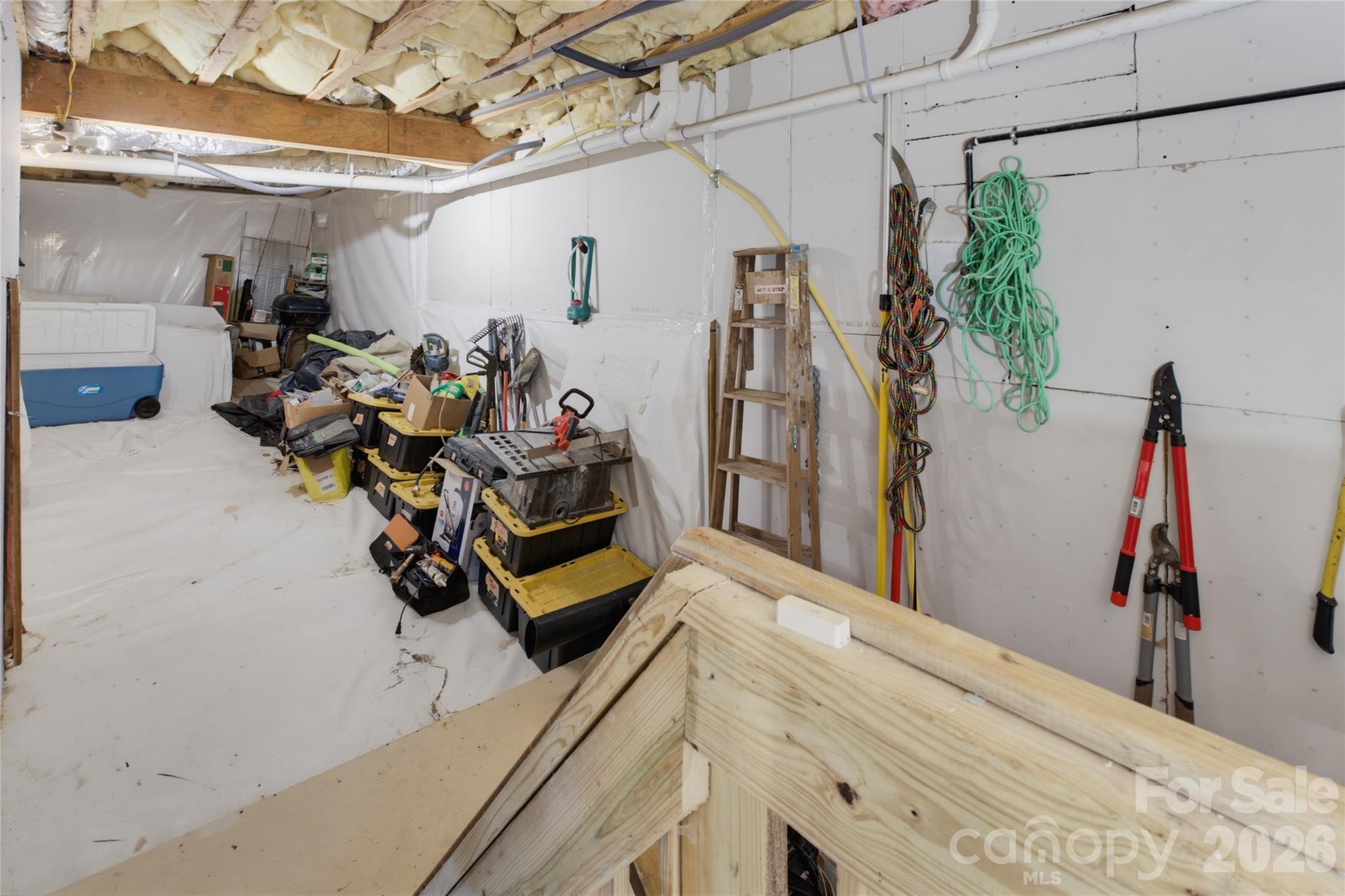 325 Hedgewood Drive Property Photo 46