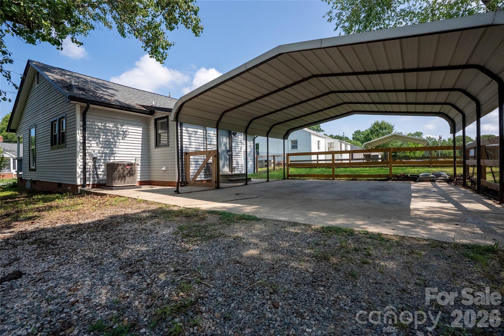 512 Florence Avenue Property Photo 24