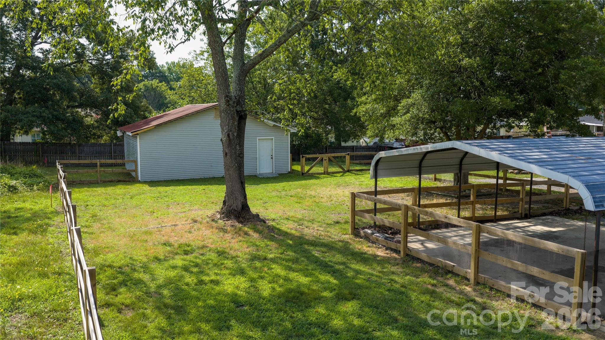 512 Florence Avenue Property Photo 27