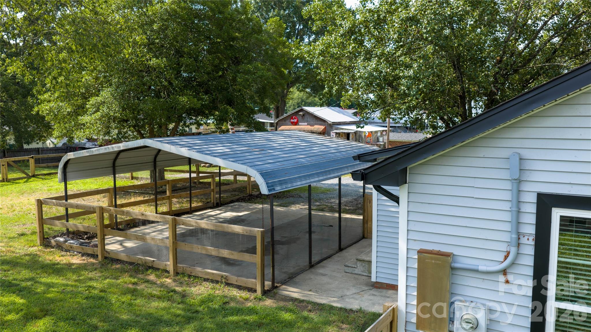 512 Florence Avenue Property Photo 29