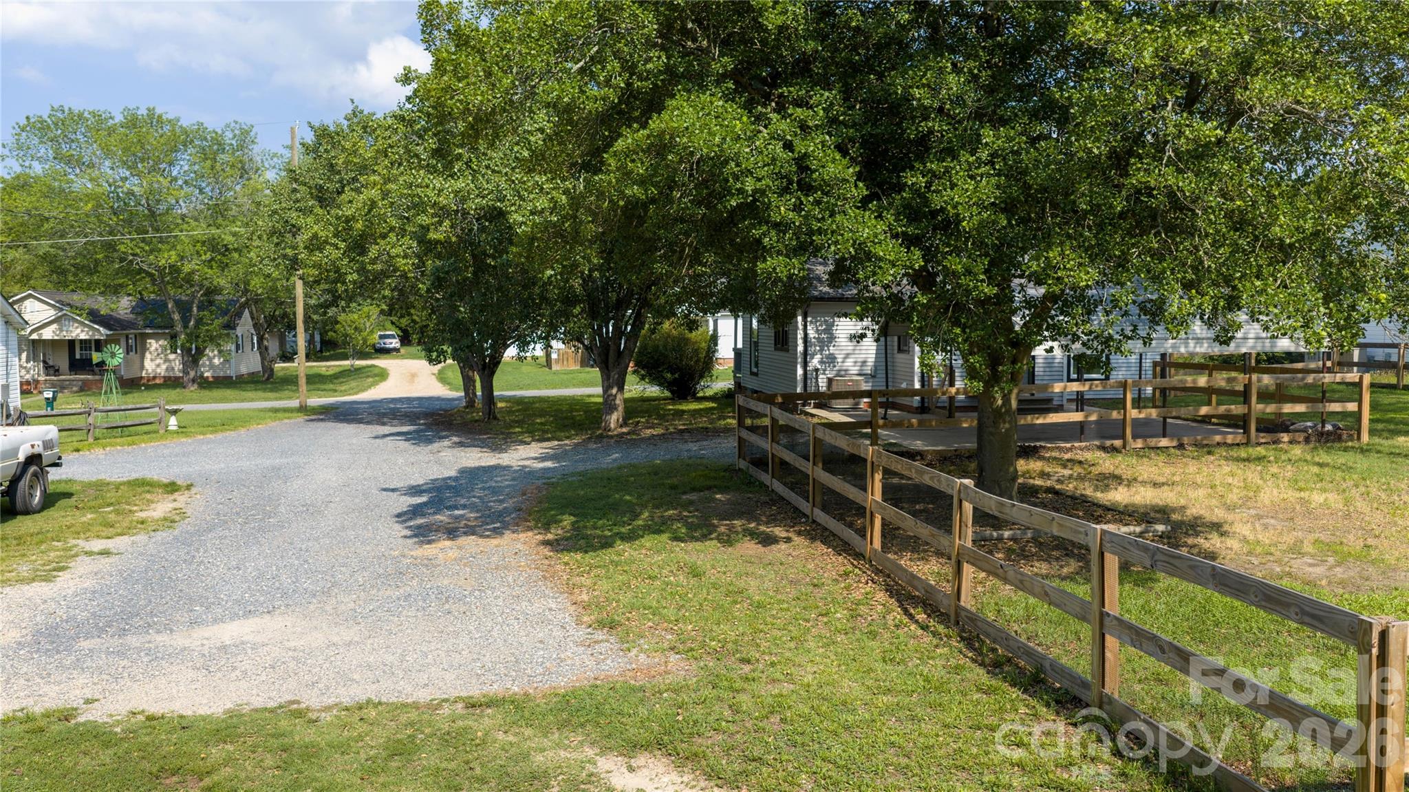 512 Florence Avenue Property Photo 31