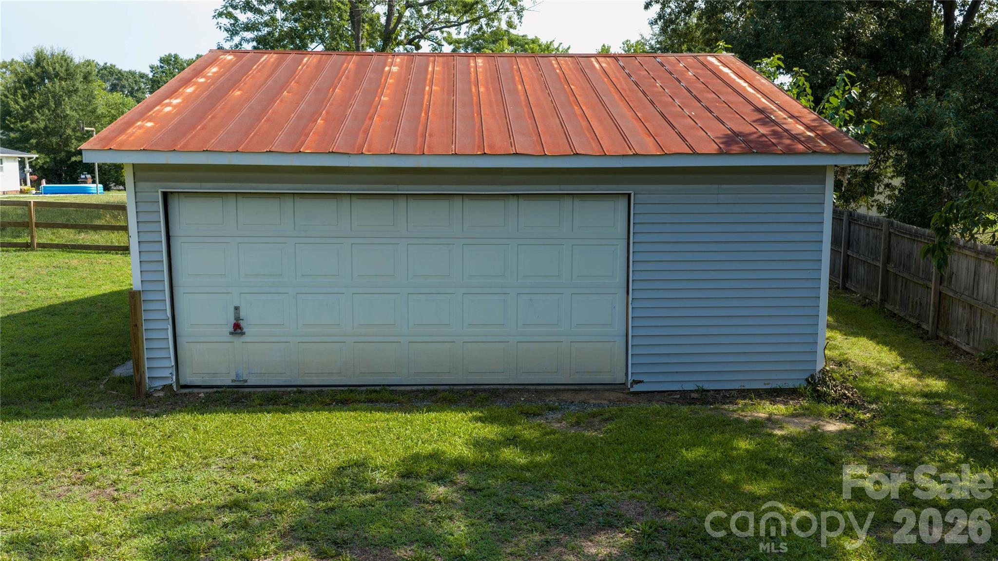 512 Florence Avenue Property Photo 33