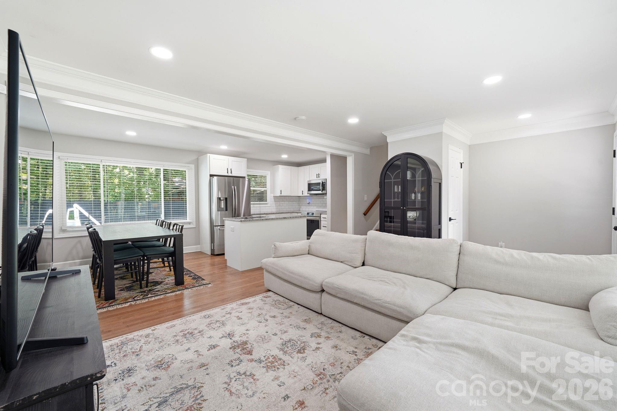 7552 Idlewild Road Property Photo 7