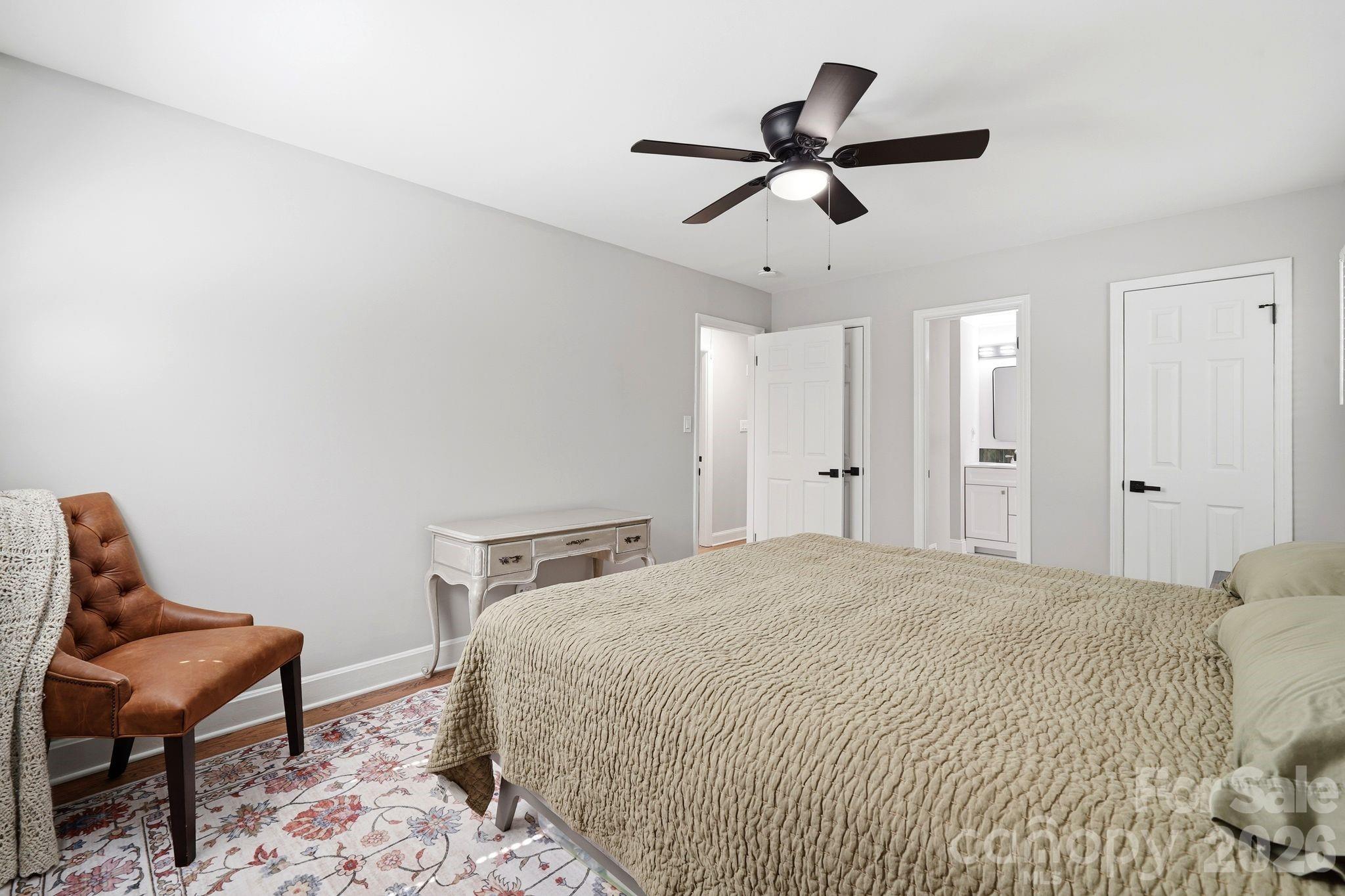 7552 Idlewild Road Property Photo 10