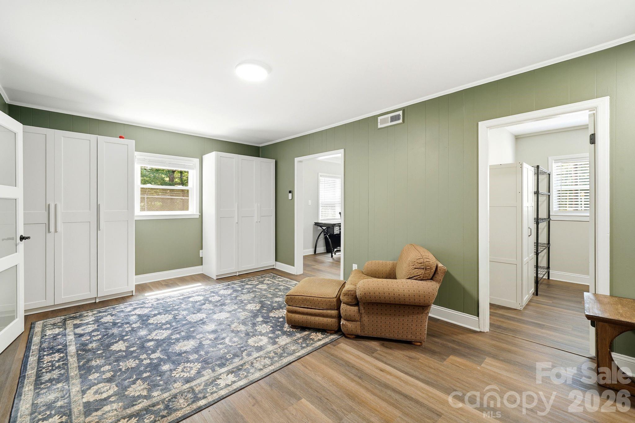 7552 Idlewild Road Property Photo 16