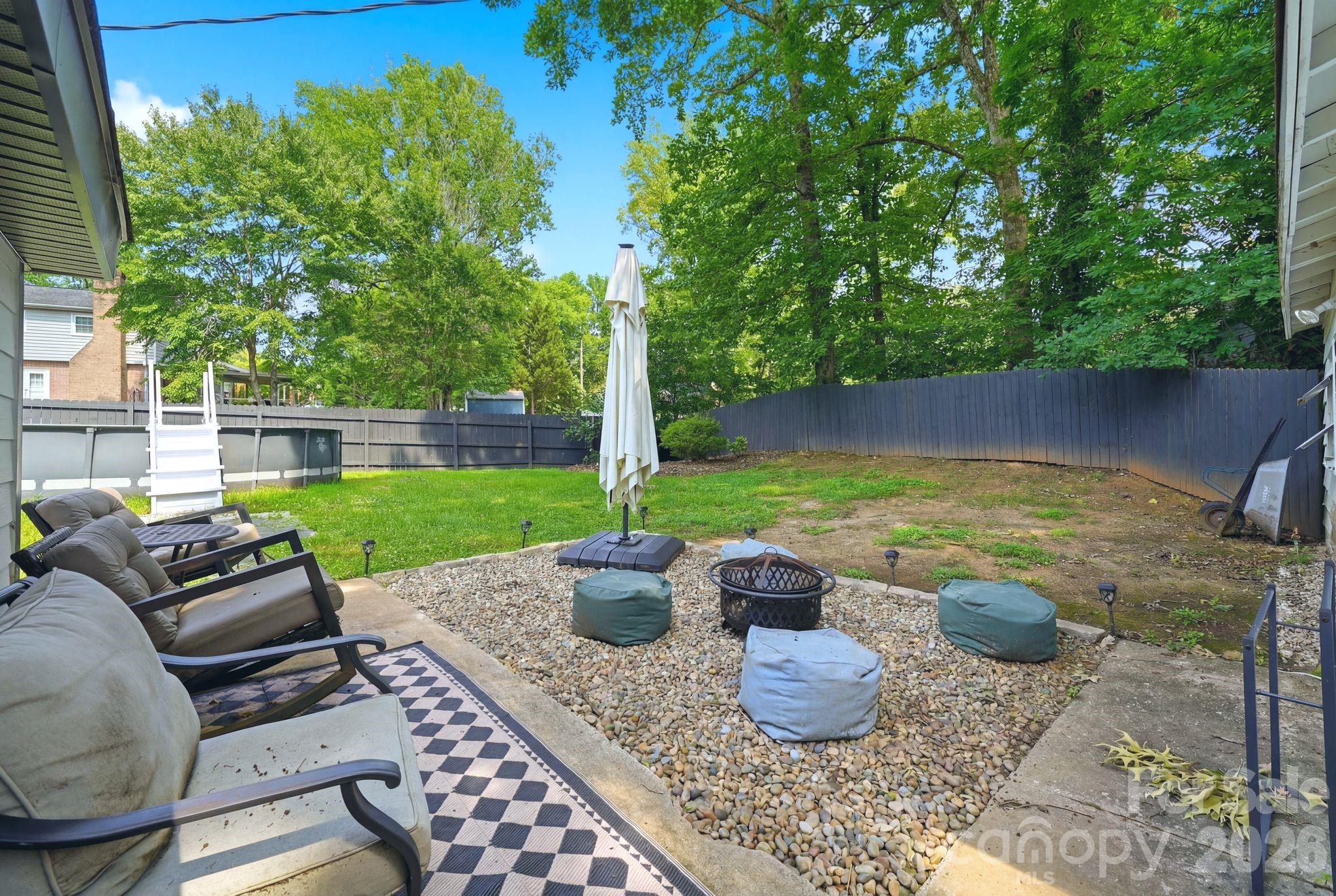 7552 Idlewild Road Property Photo 24