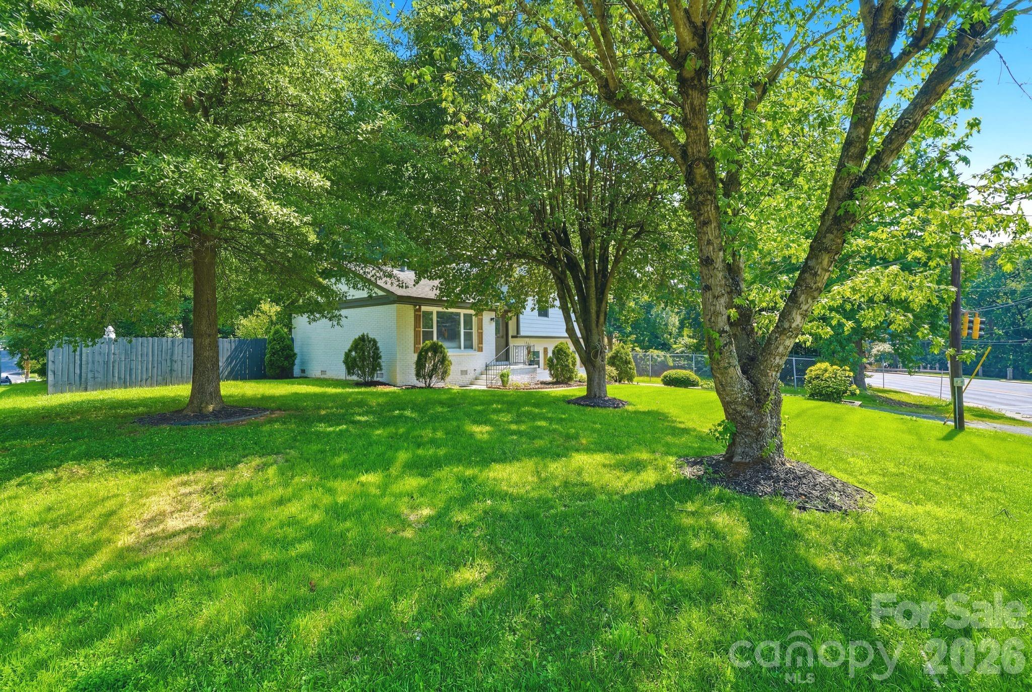 7552 Idlewild Road Property Photo 40
