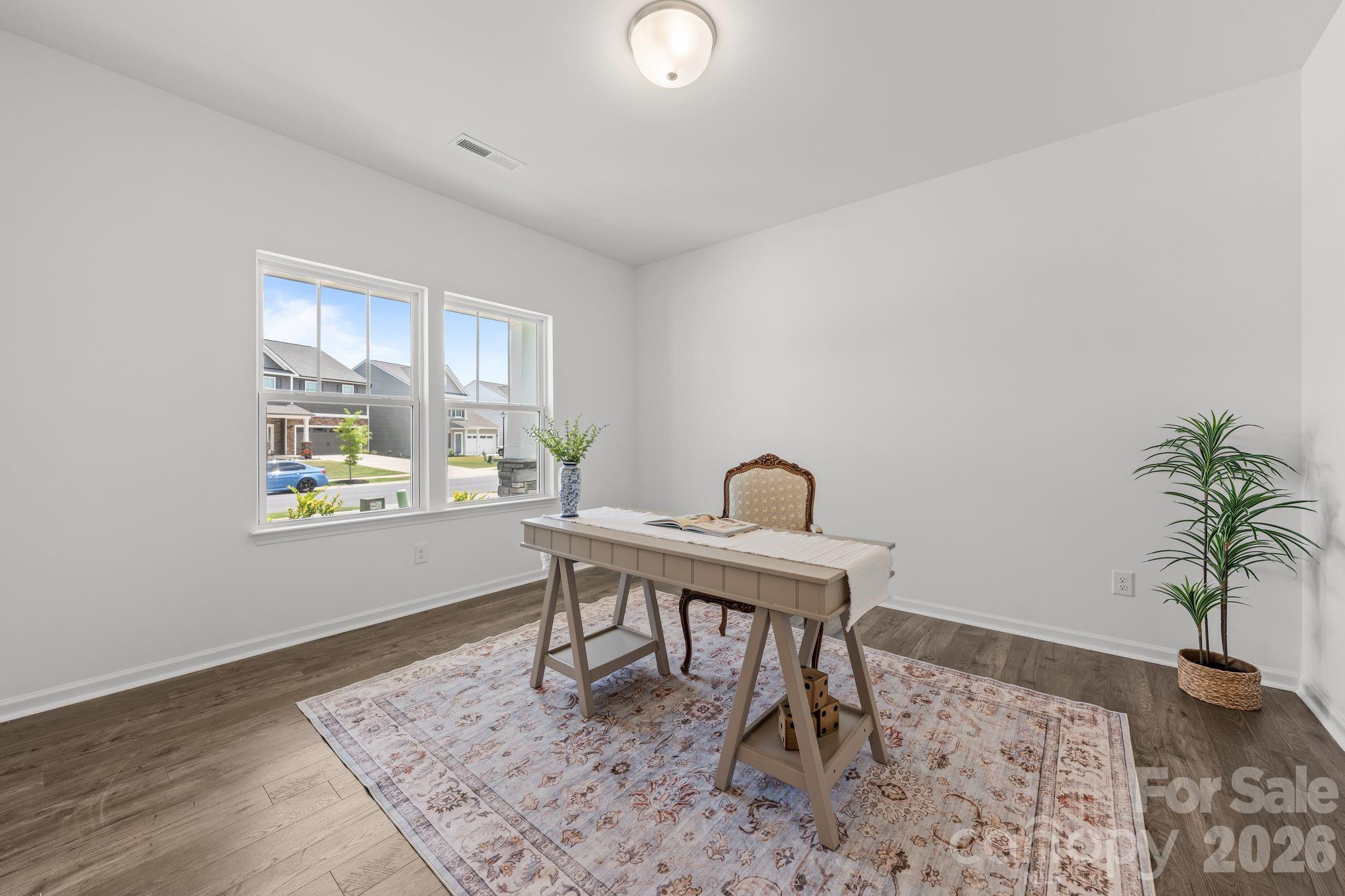 227 Redondo Drive Property Photo 4