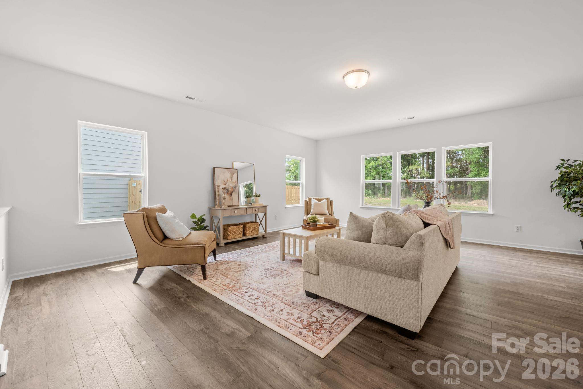 227 Redondo Drive Property Photo 8