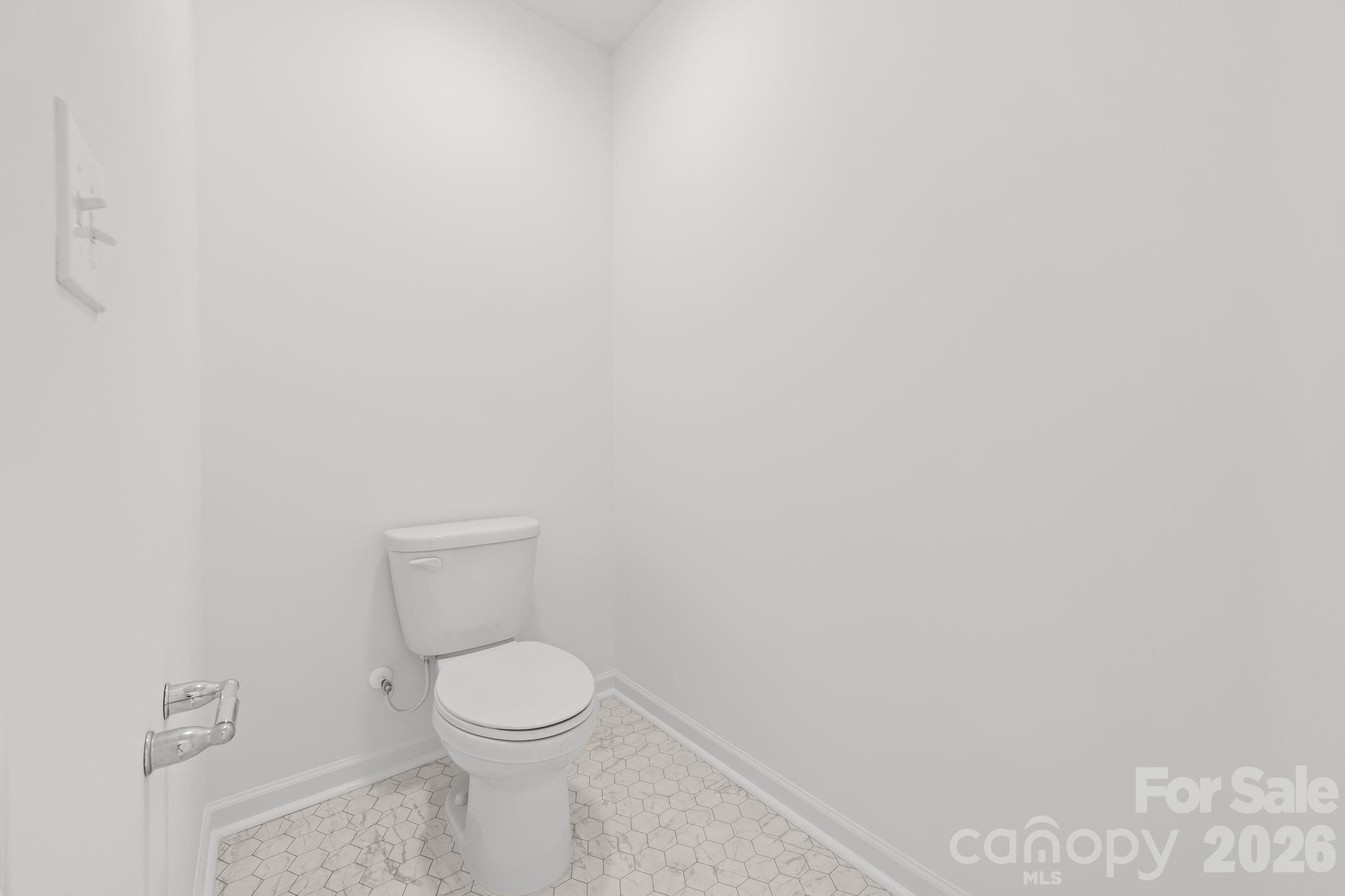227 Redondo Drive Property Photo 23