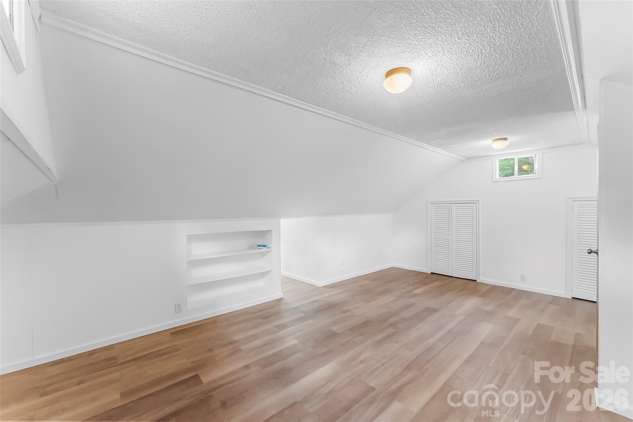 194 Virginia Drive Property Photo 15