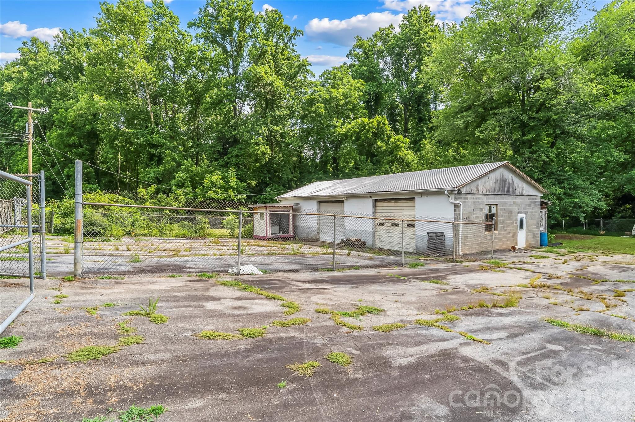 194 Virginia Drive Property Photo 22