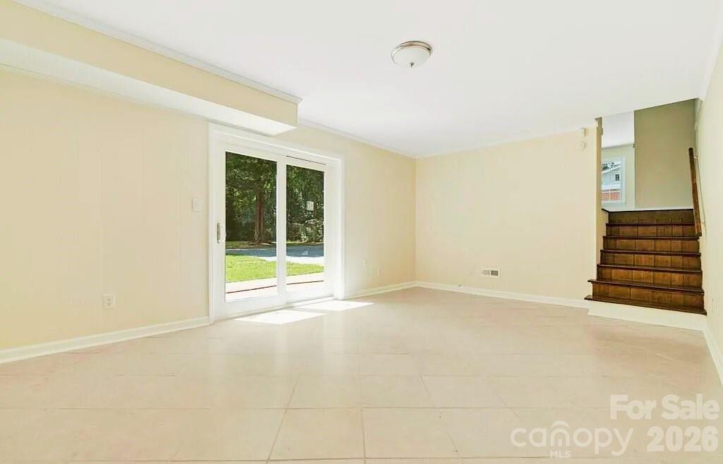 6315 Spring Garden Lane Property Photo 7