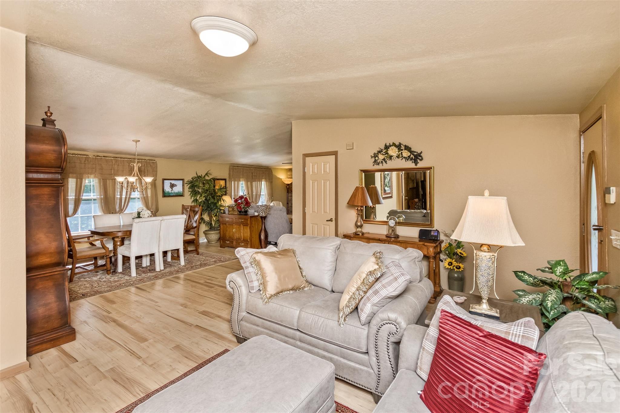 185 Trout Water Circle Property Photo 7