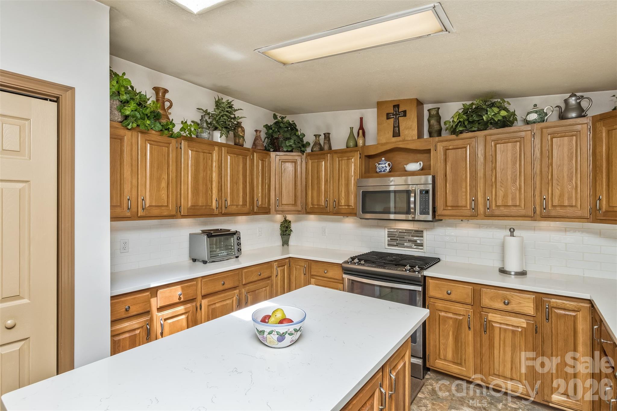 185 Trout Water Circle Property Photo 8
