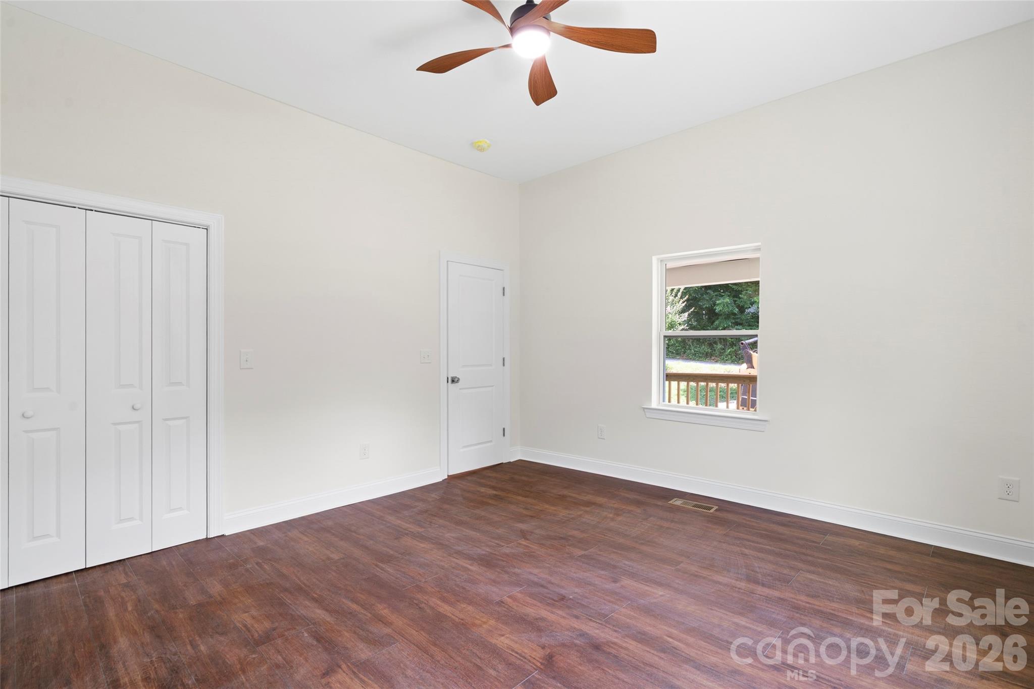 1820 N Hewitt Avenue Property Photo 11