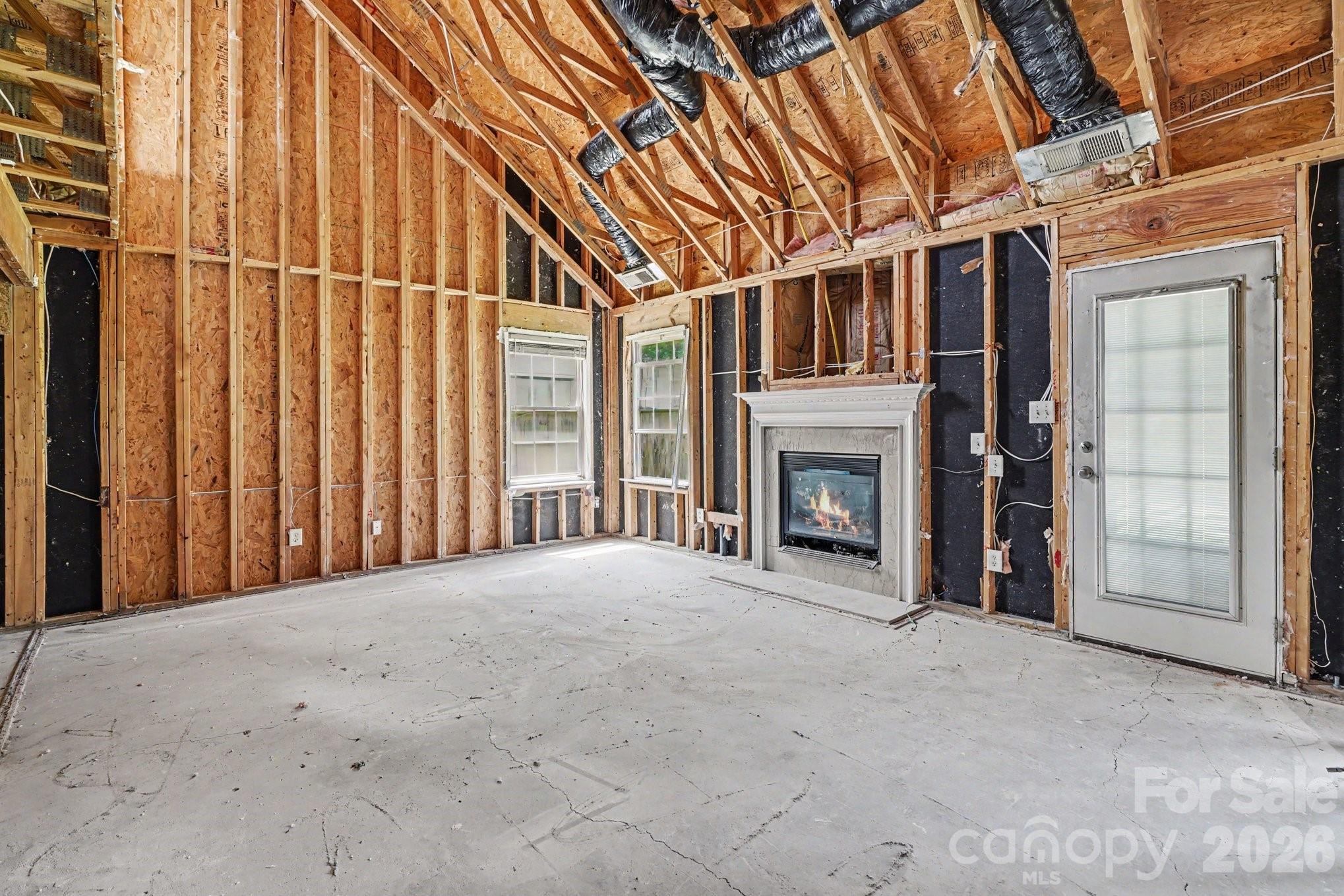 10411 Pickerel Lane Property Photo 5