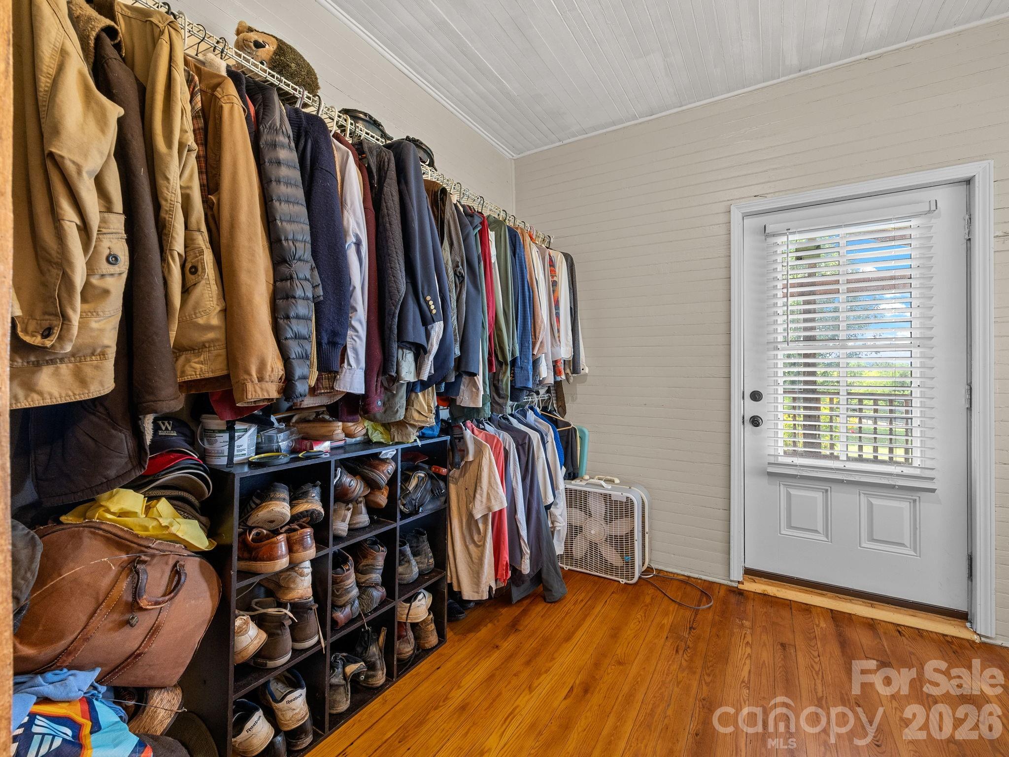232 Blue Mountain Lane Property Photo 13
