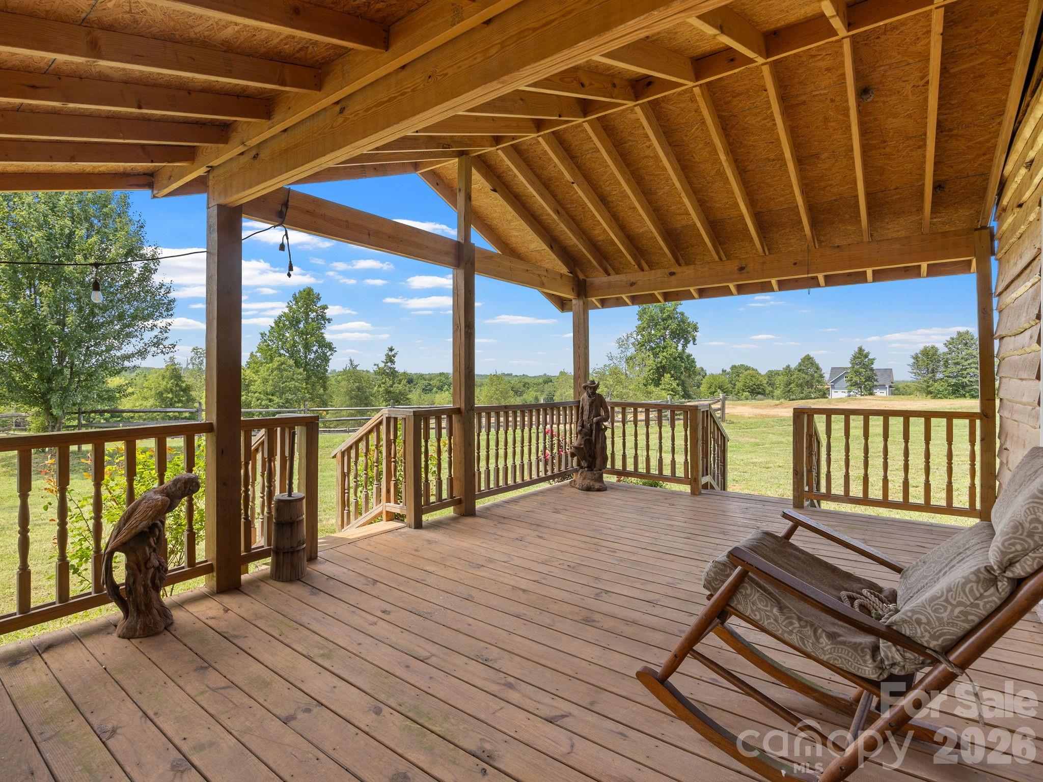 232 Blue Mountain Lane Property Photo 15