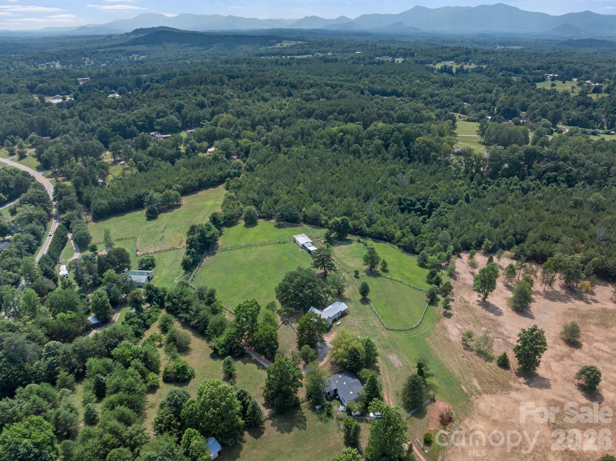 232 Blue Mountain Lane Property Photo 30