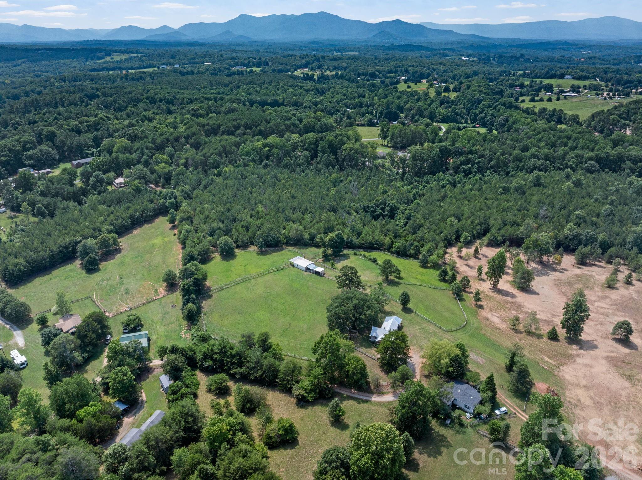 232 Blue Mountain Lane Property Photo 31