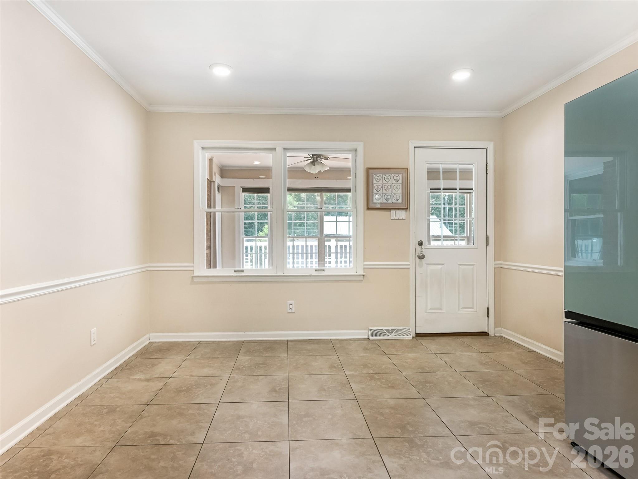 9476 Man O War Road 9 & 14 Property Photo 21