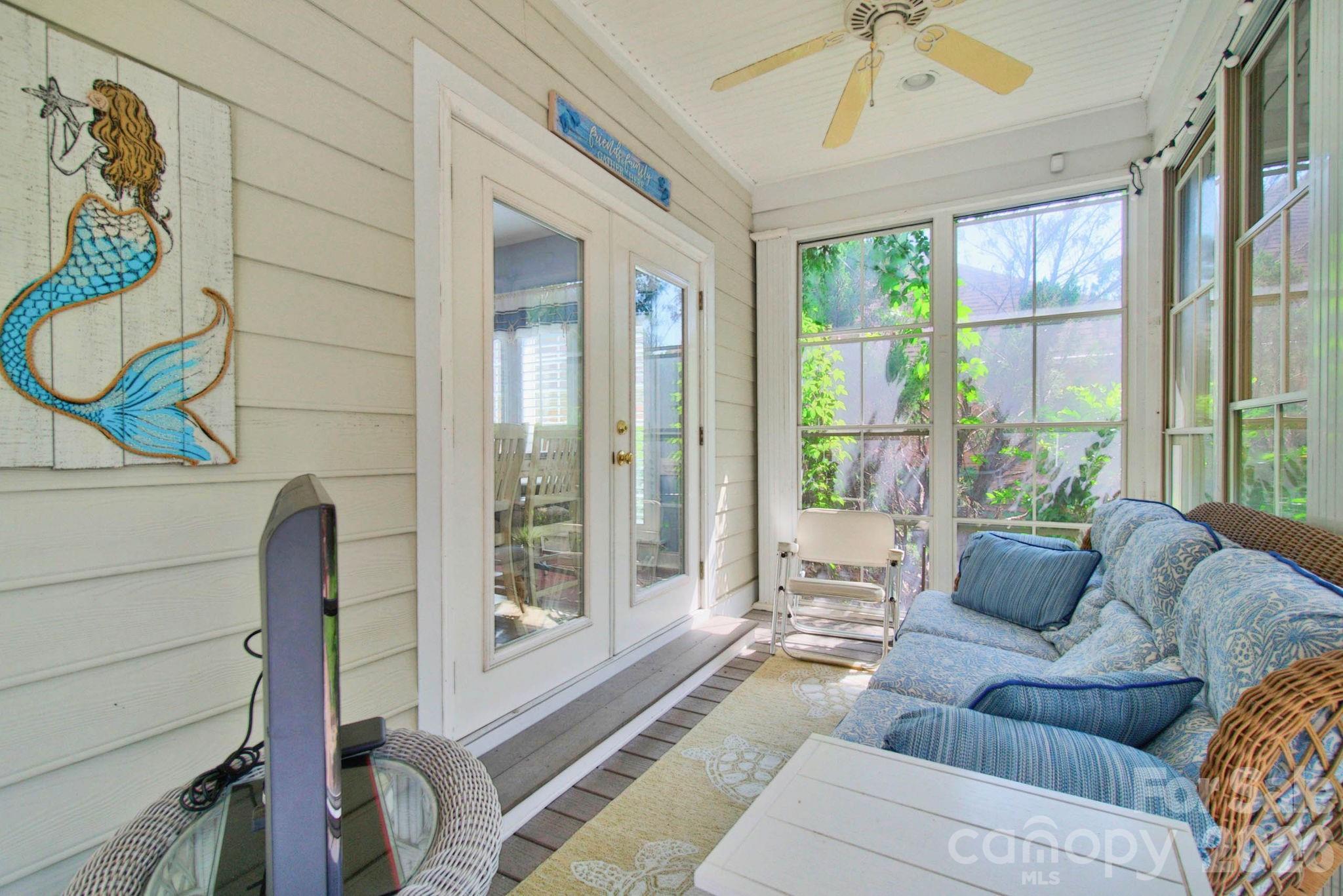 504 Sea Vista Lane 139 Property Photo 29
