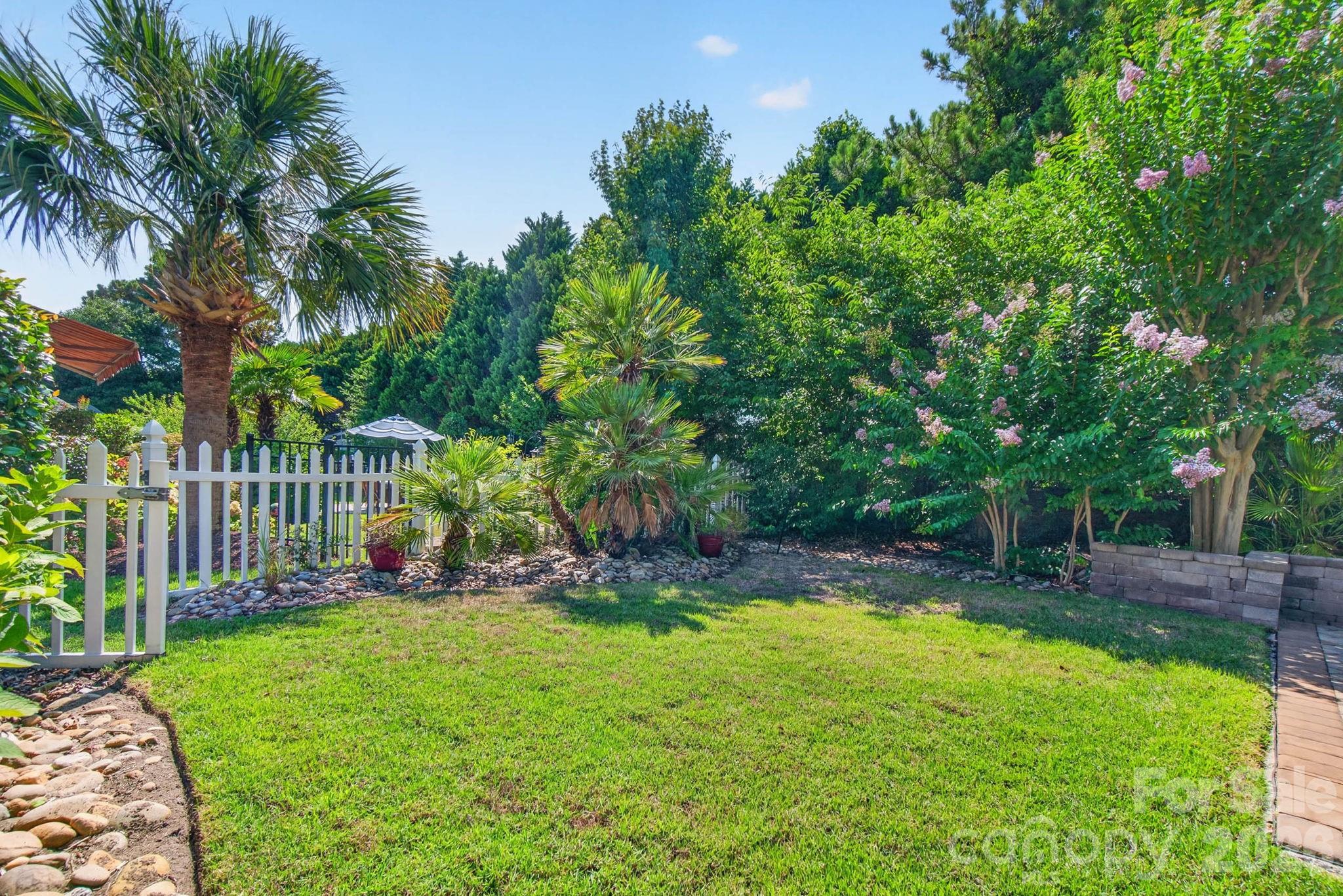 504 Sea Vista Lane 139 Property Photo 38