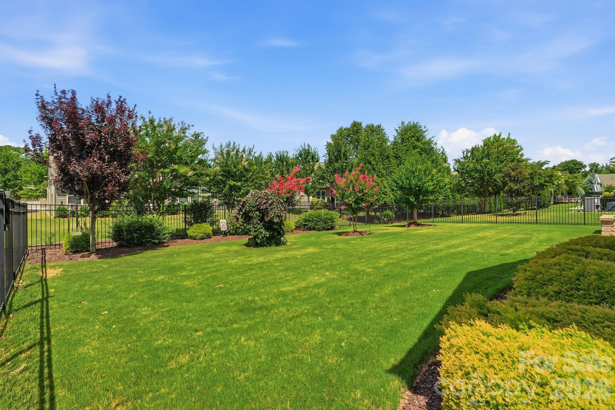 5005 Big Bend Drive Property Photo 4