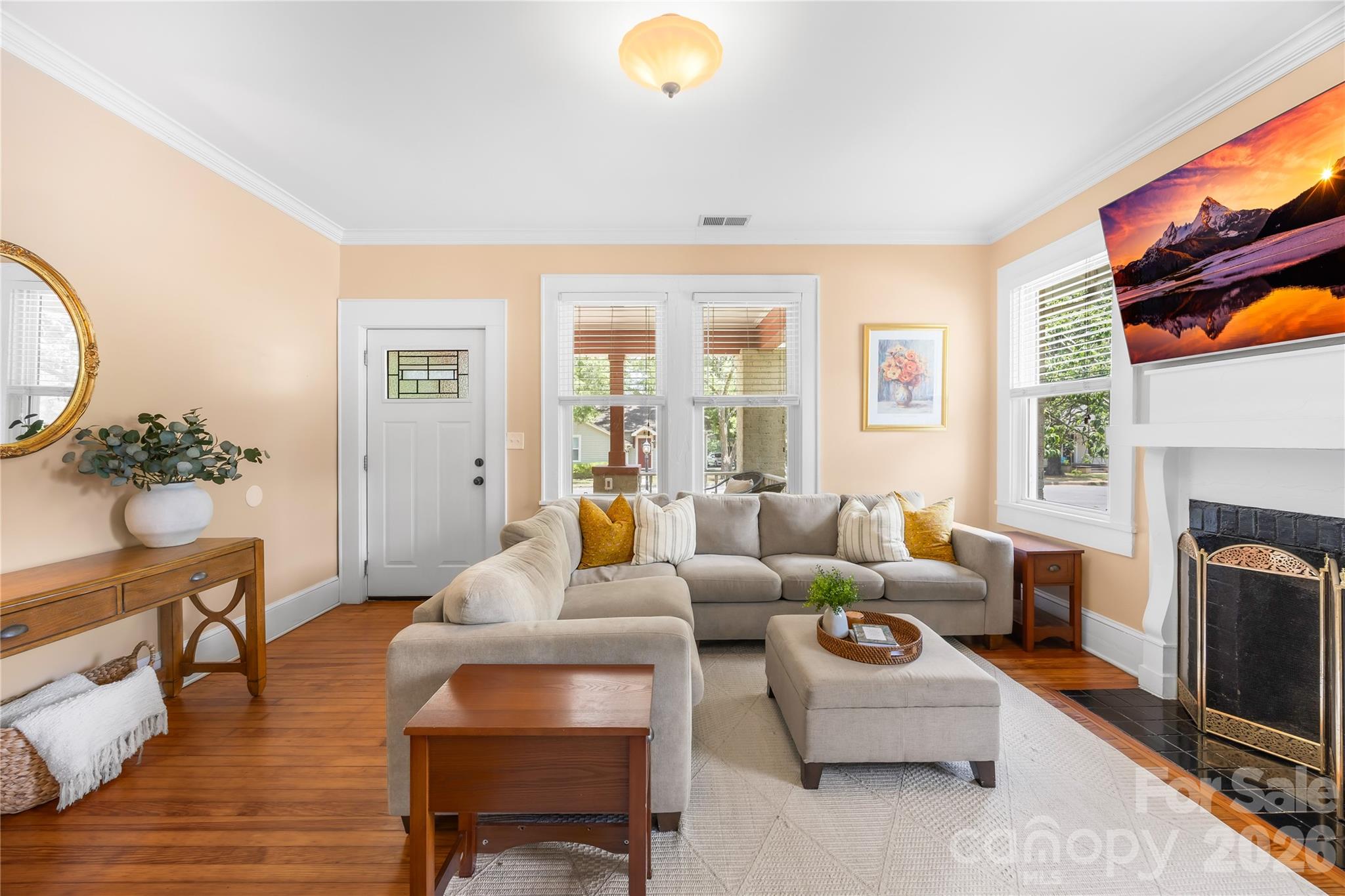 218 Winburn Street Property Photo 8