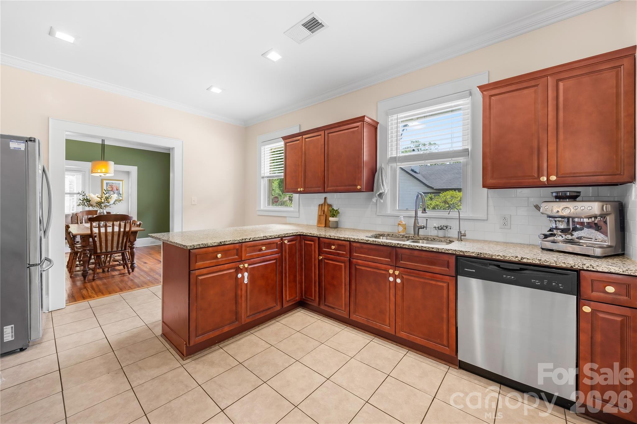 218 Winburn Street Property Photo 14