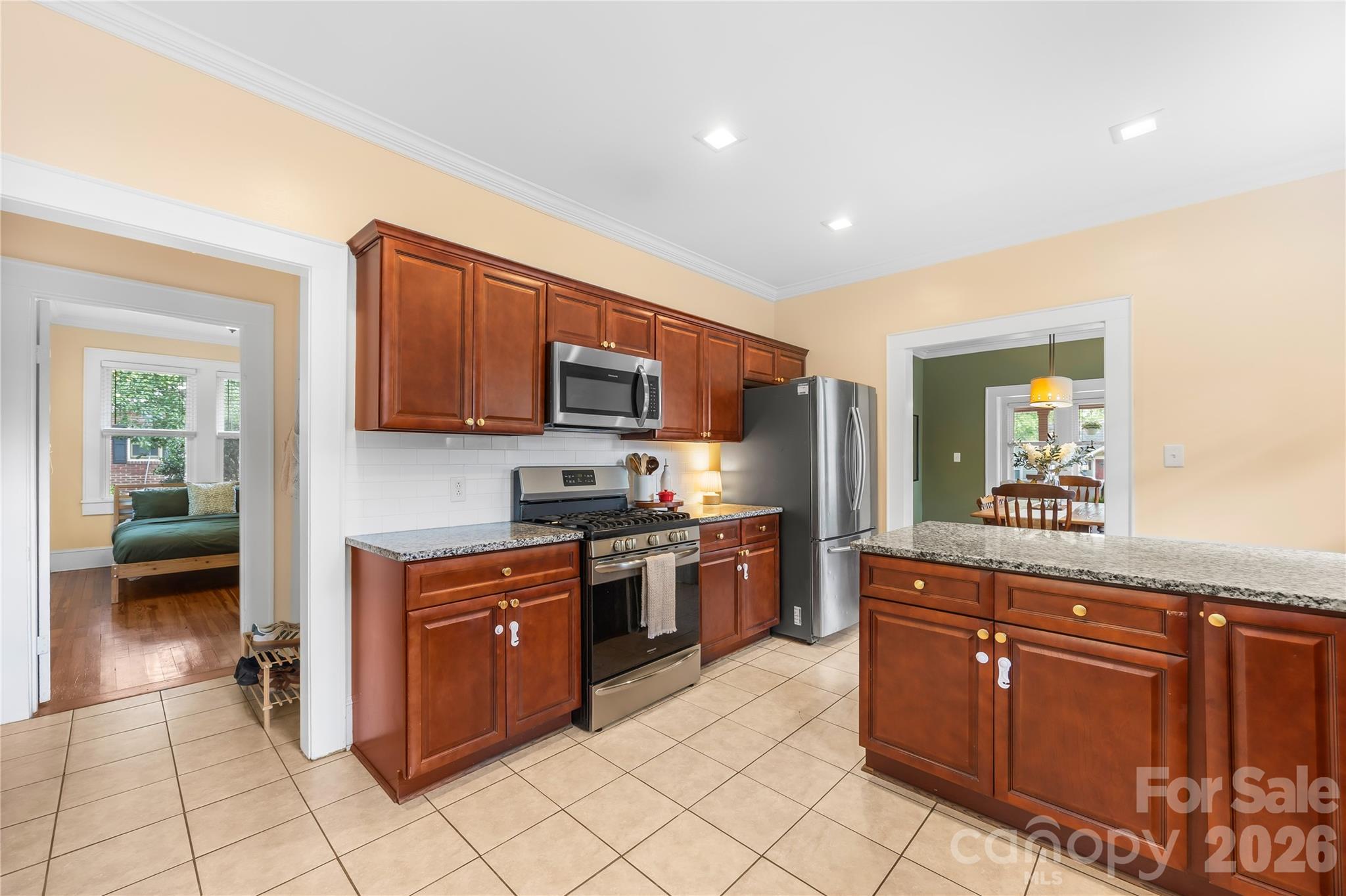 218 Winburn Street Property Photo 15