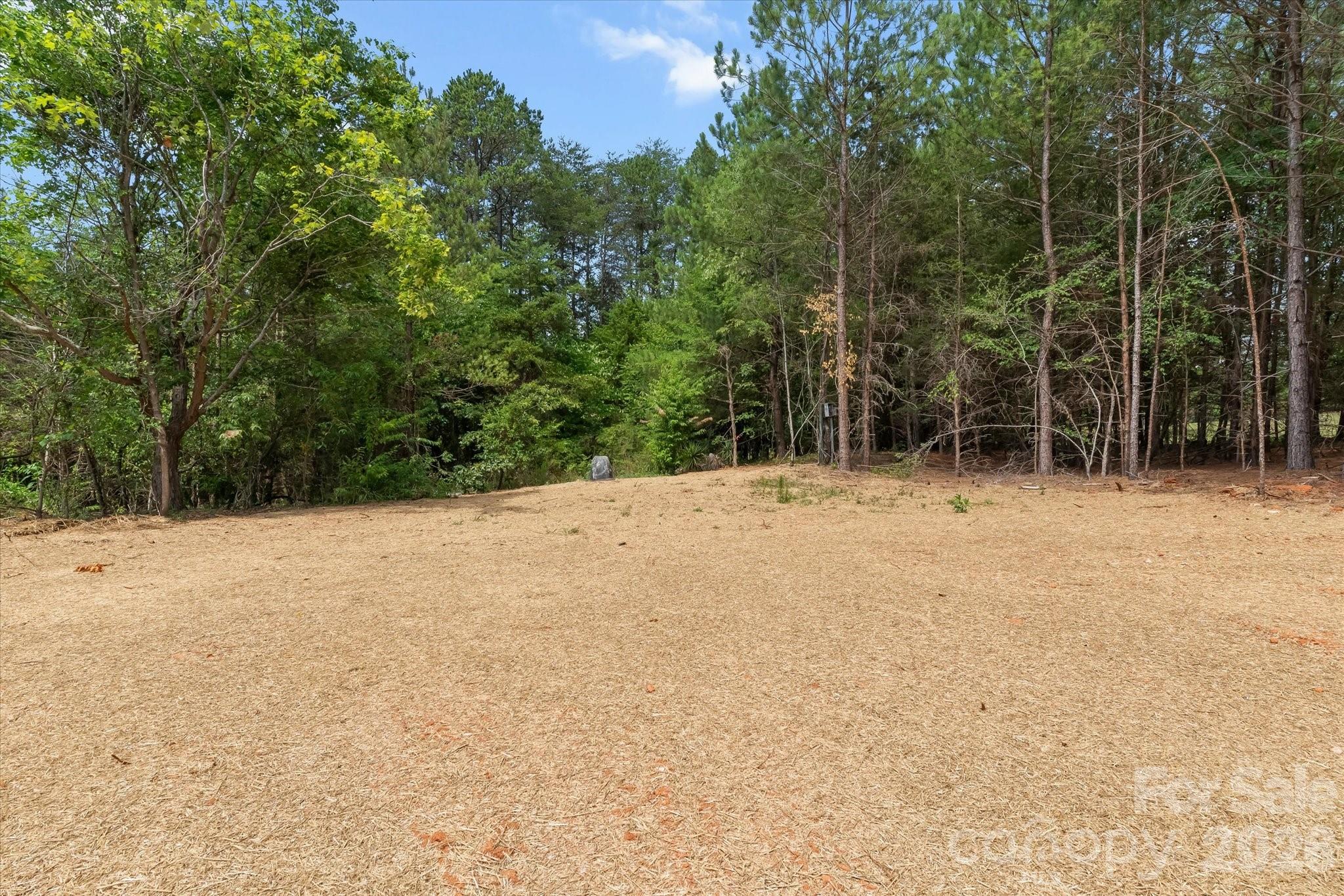 214 Lockhard Circle Property Photo 8