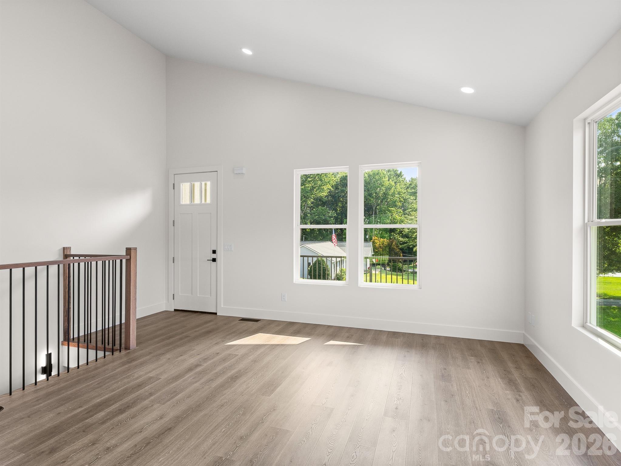 27 Klimovych Road Property Photo 8