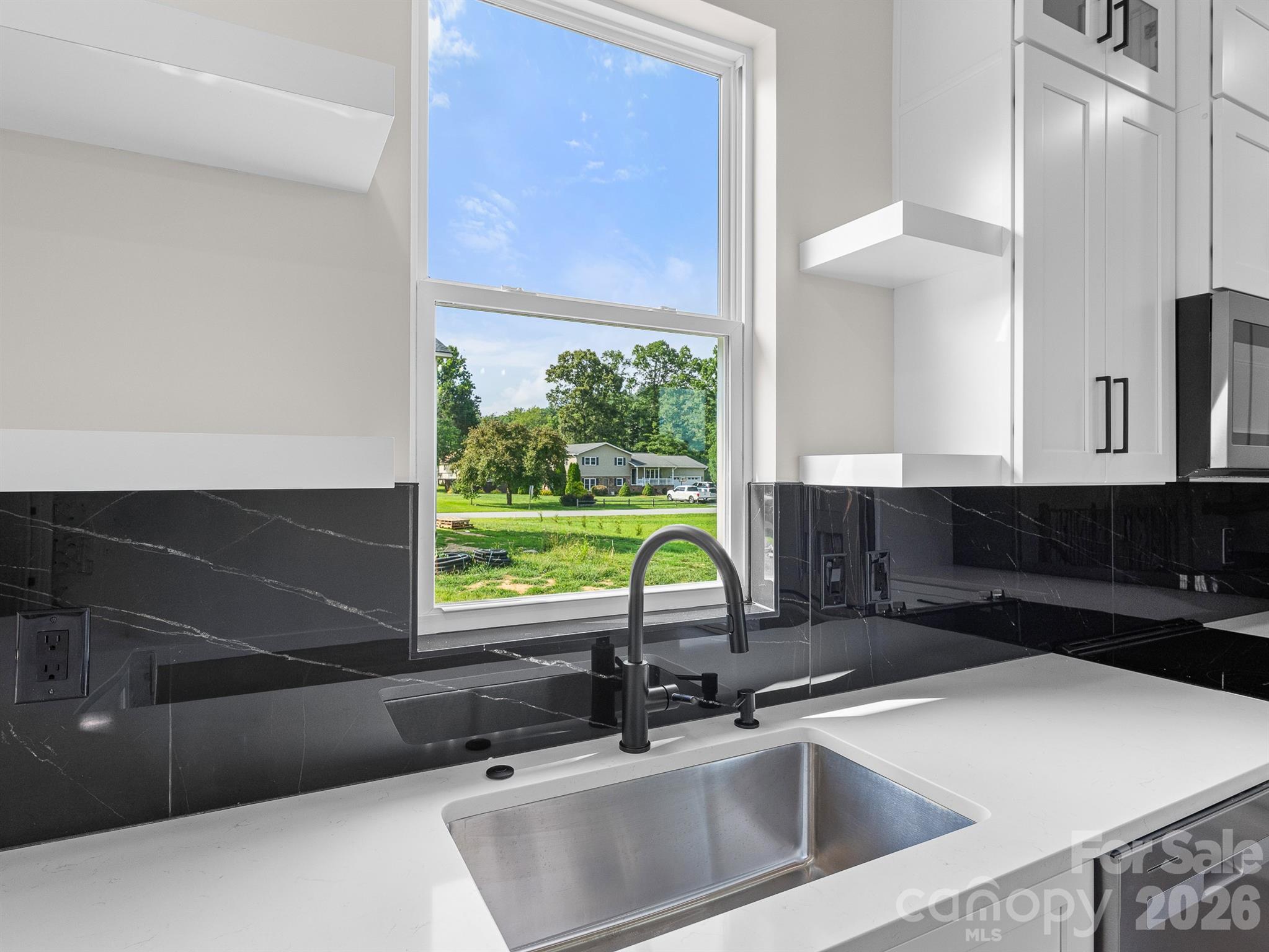 27 Klimovych Road Property Photo 13