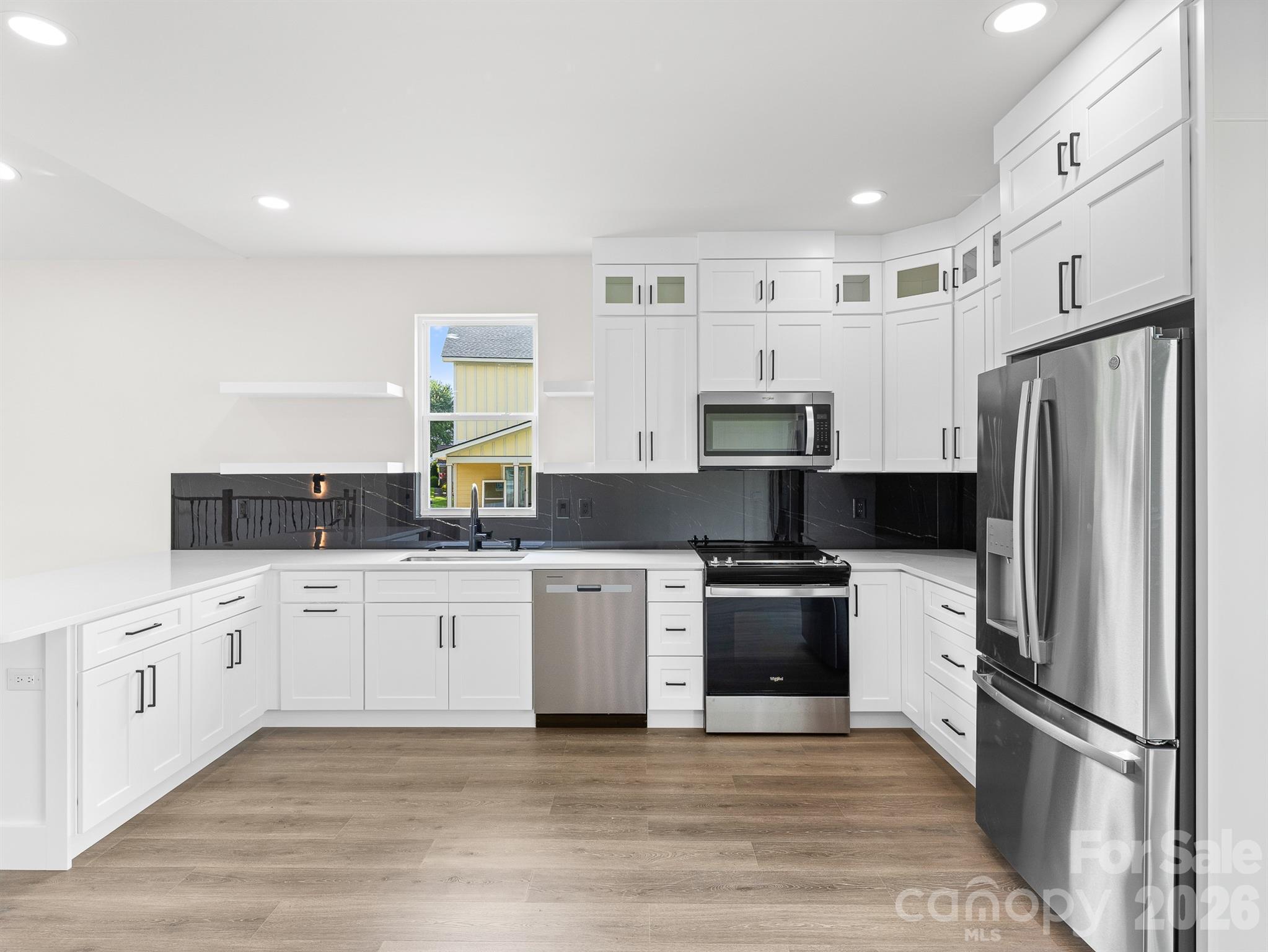 27 Klimovych Road Property Photo 14