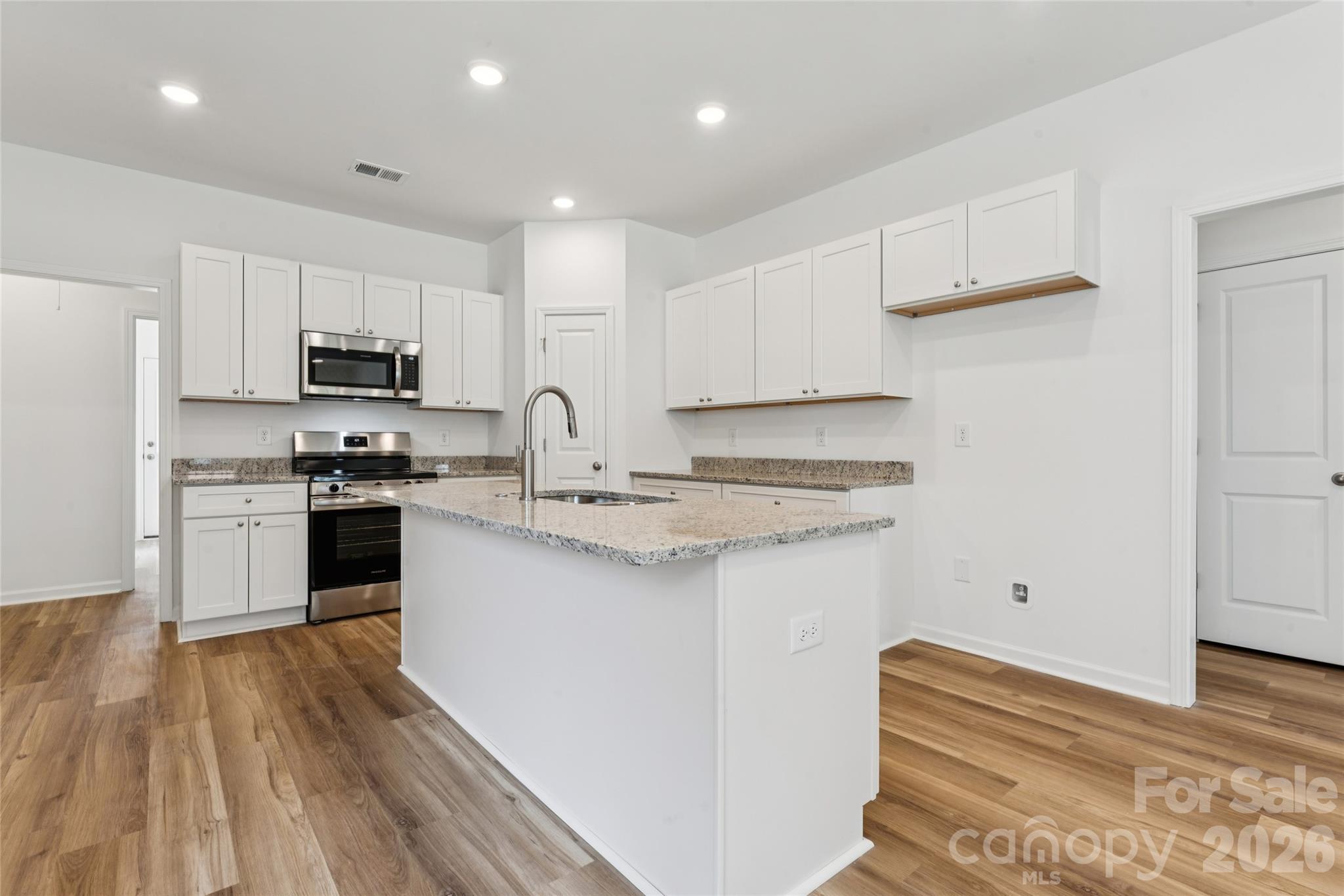 223 W 11th Street Property Photo 1
